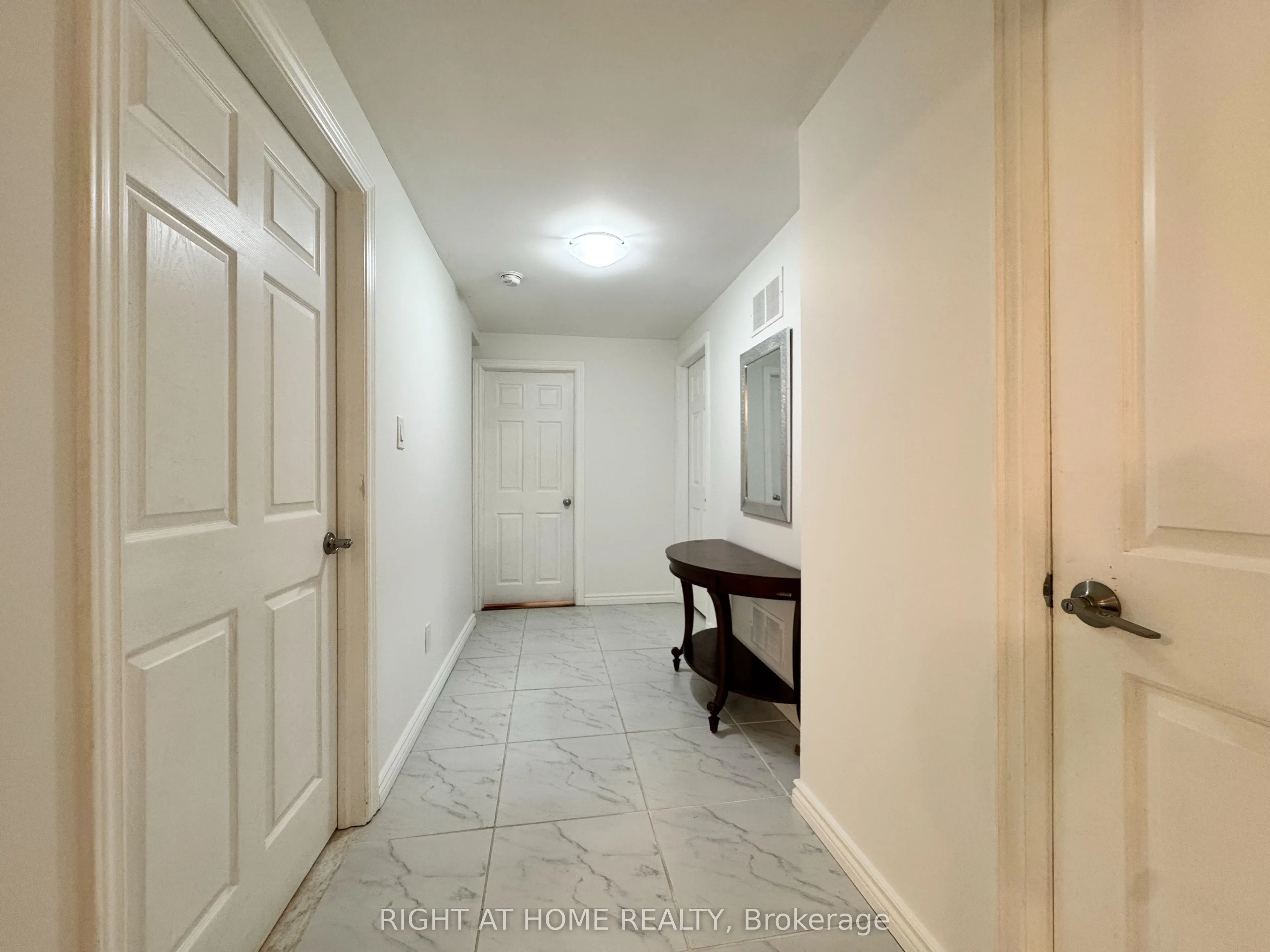 13 Seapines Street, #Basement