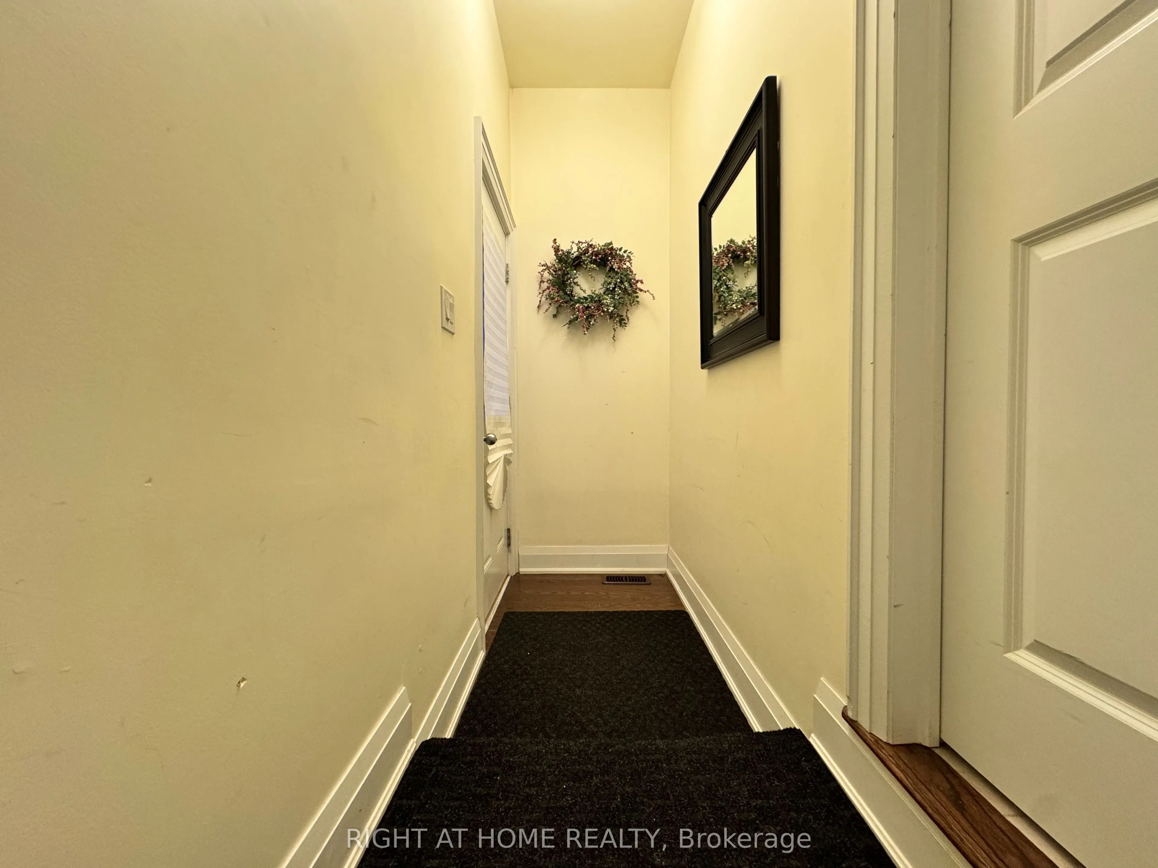 13 Seapines Street, #Basement