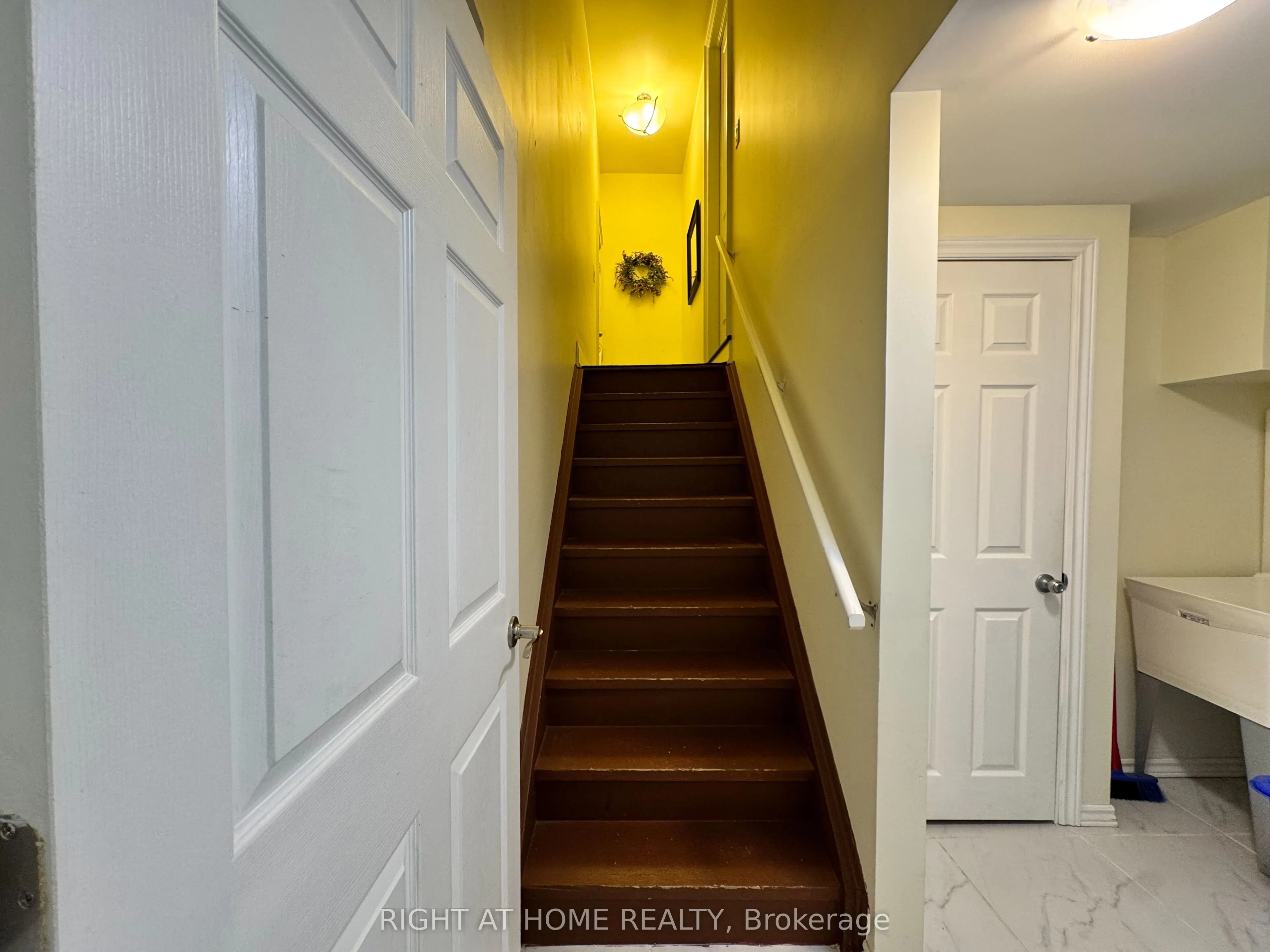 13 Seapines Street, #Basement