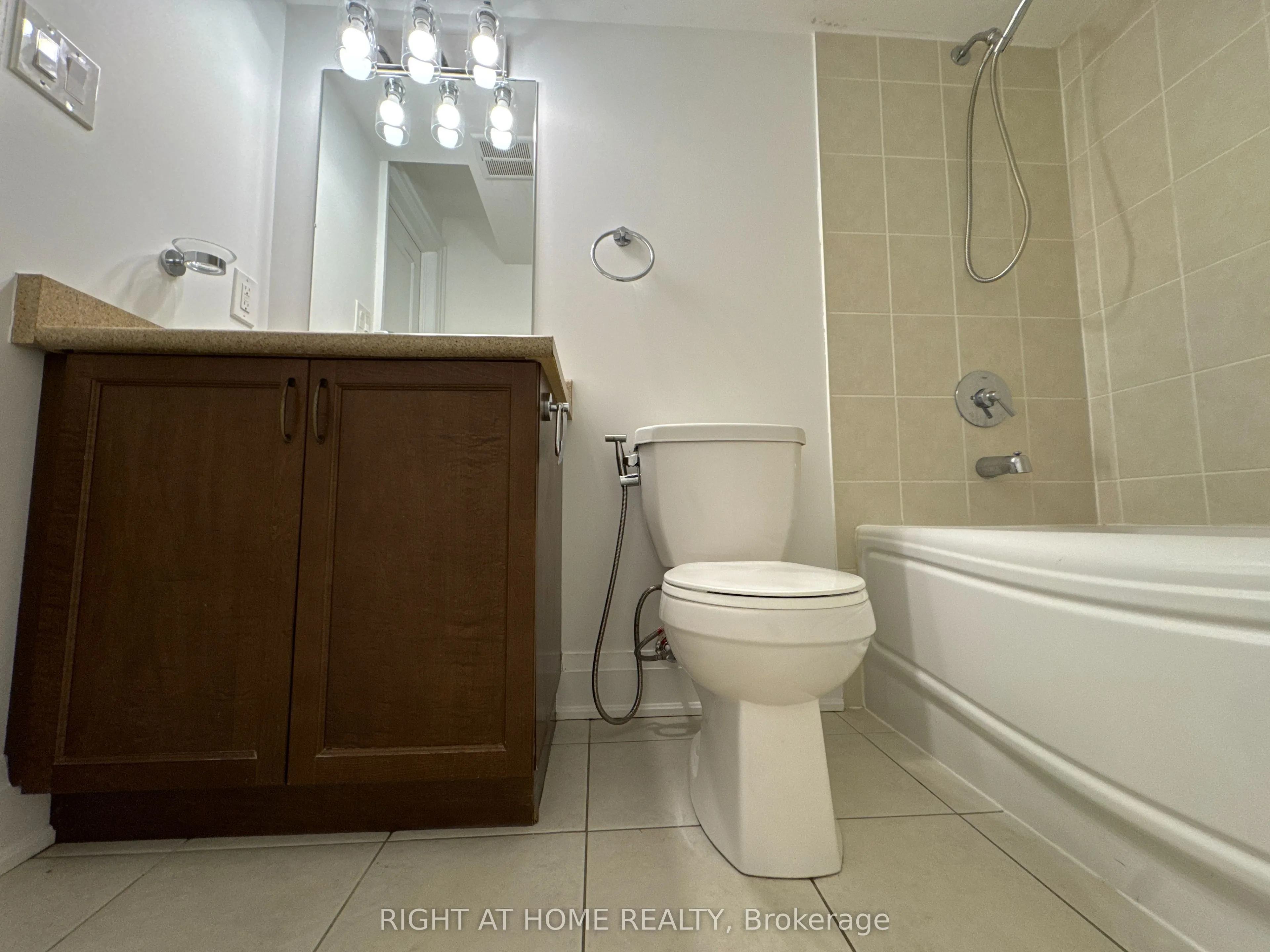 13 Seapines Street, #Basement