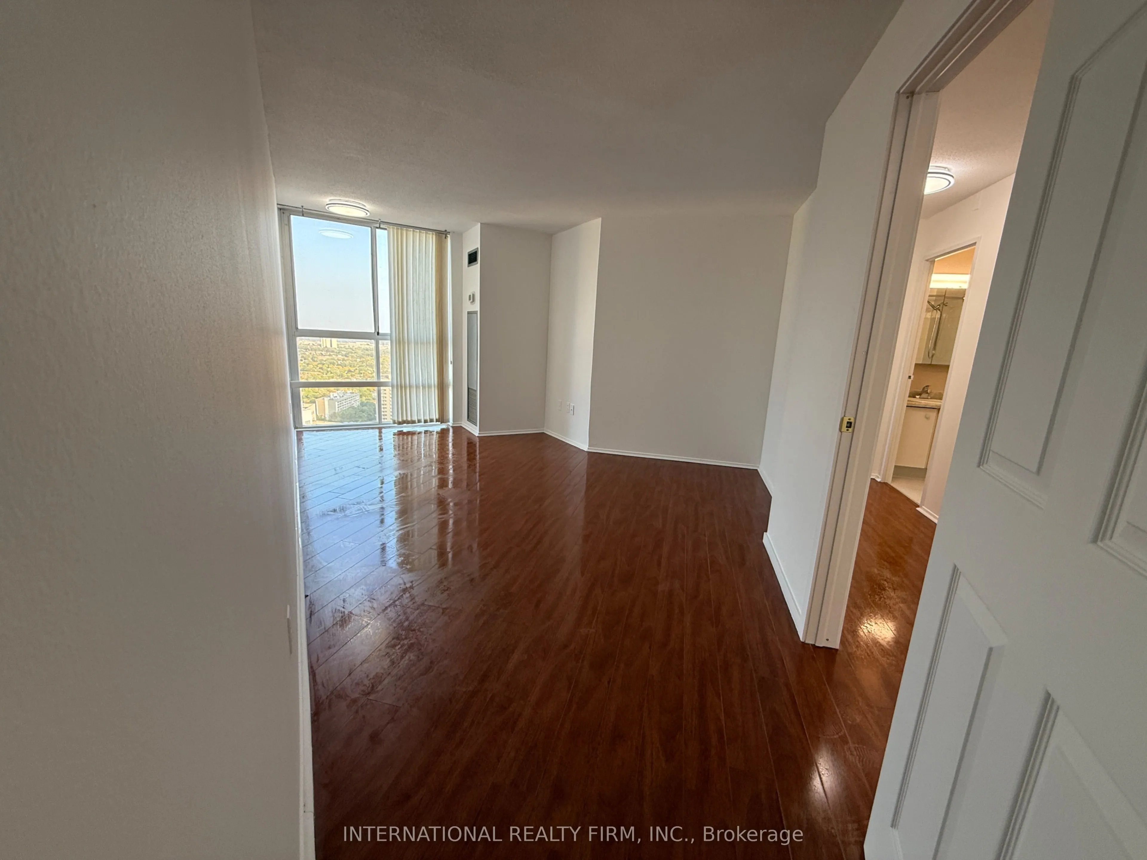 3650 Kaneff Crescent, #PH02