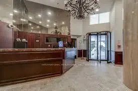 3650 Kaneff Crescent, #PH02