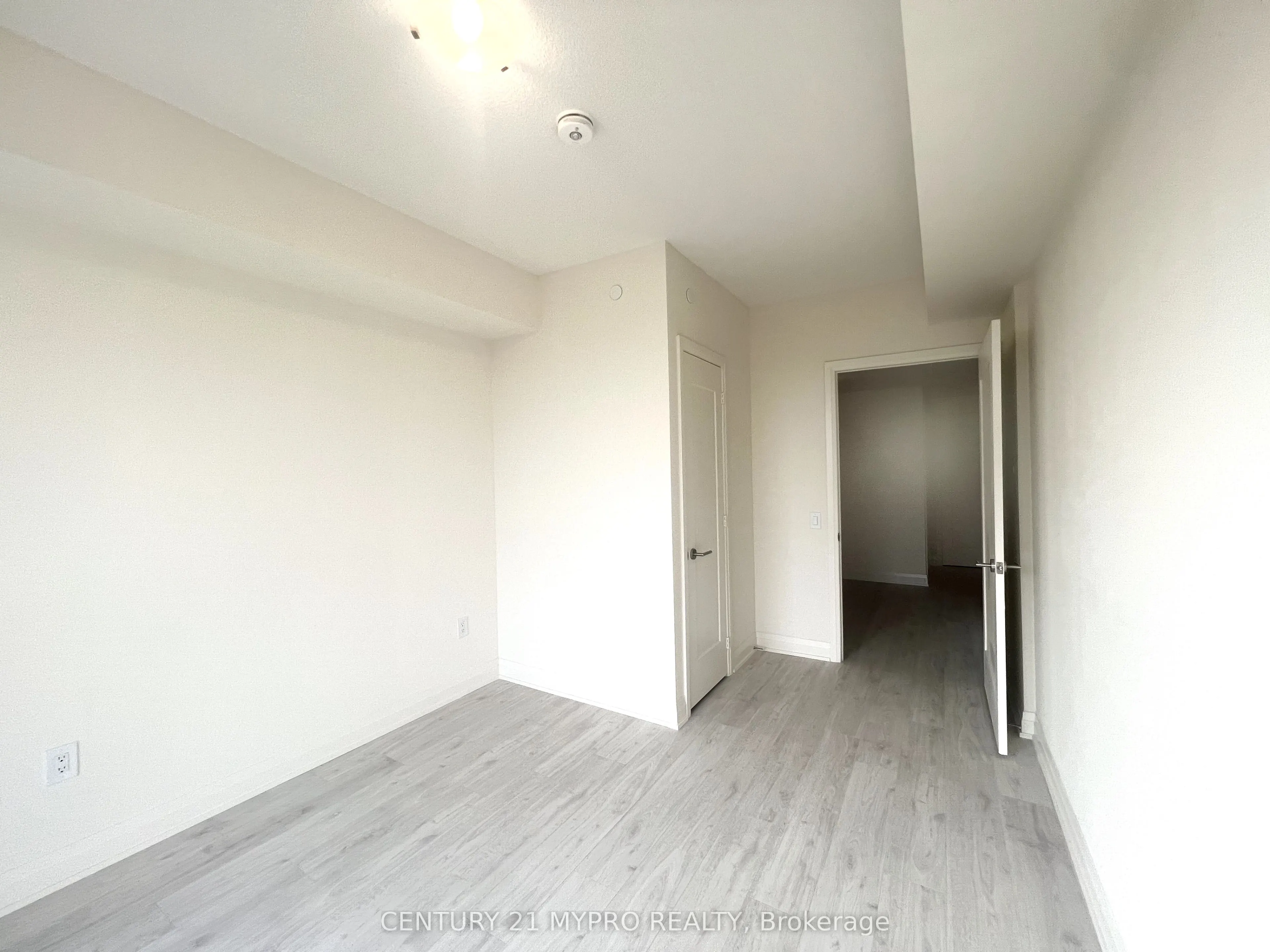 509 Dundas Street, #705