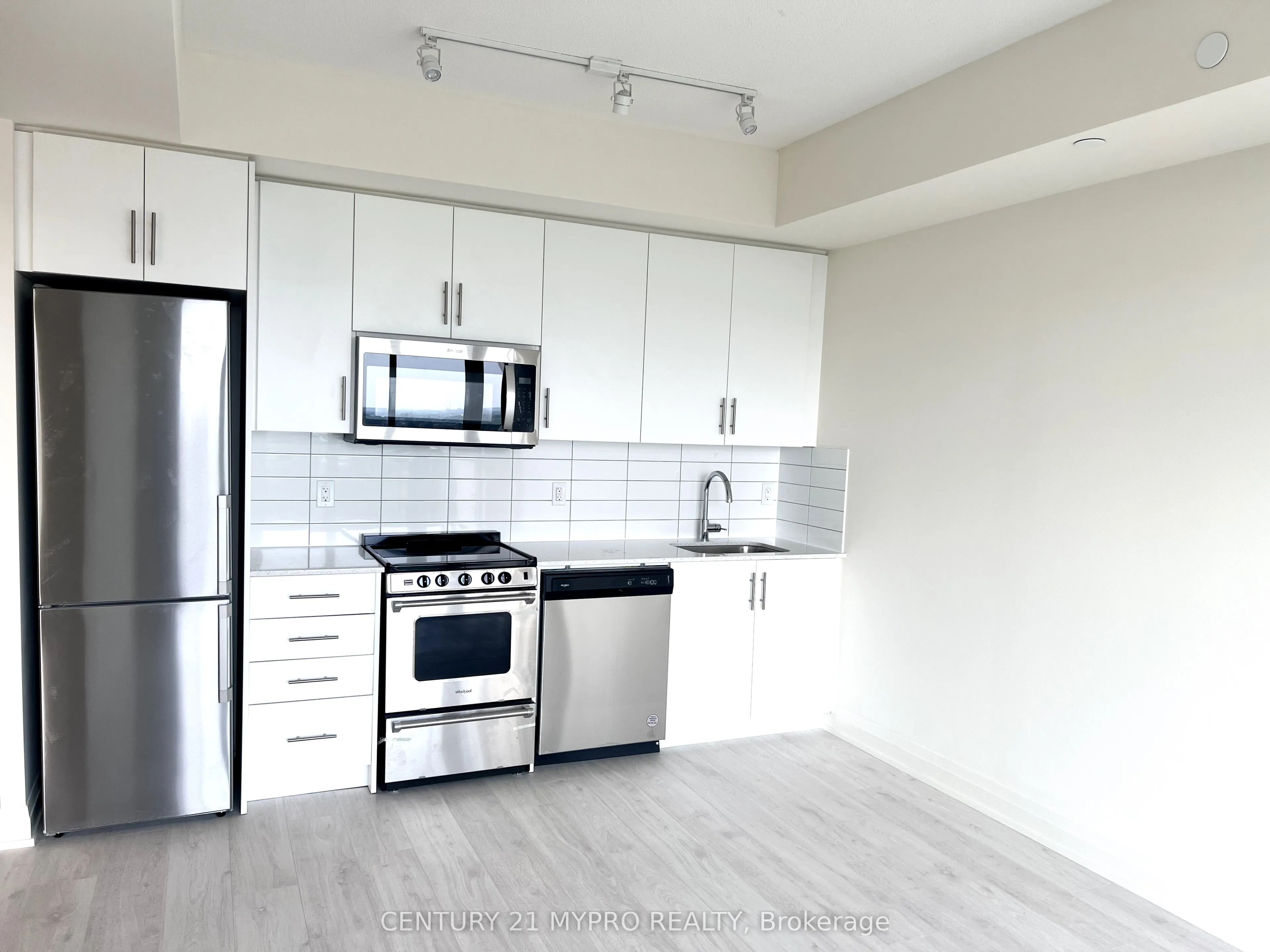 509 Dundas Street, #705