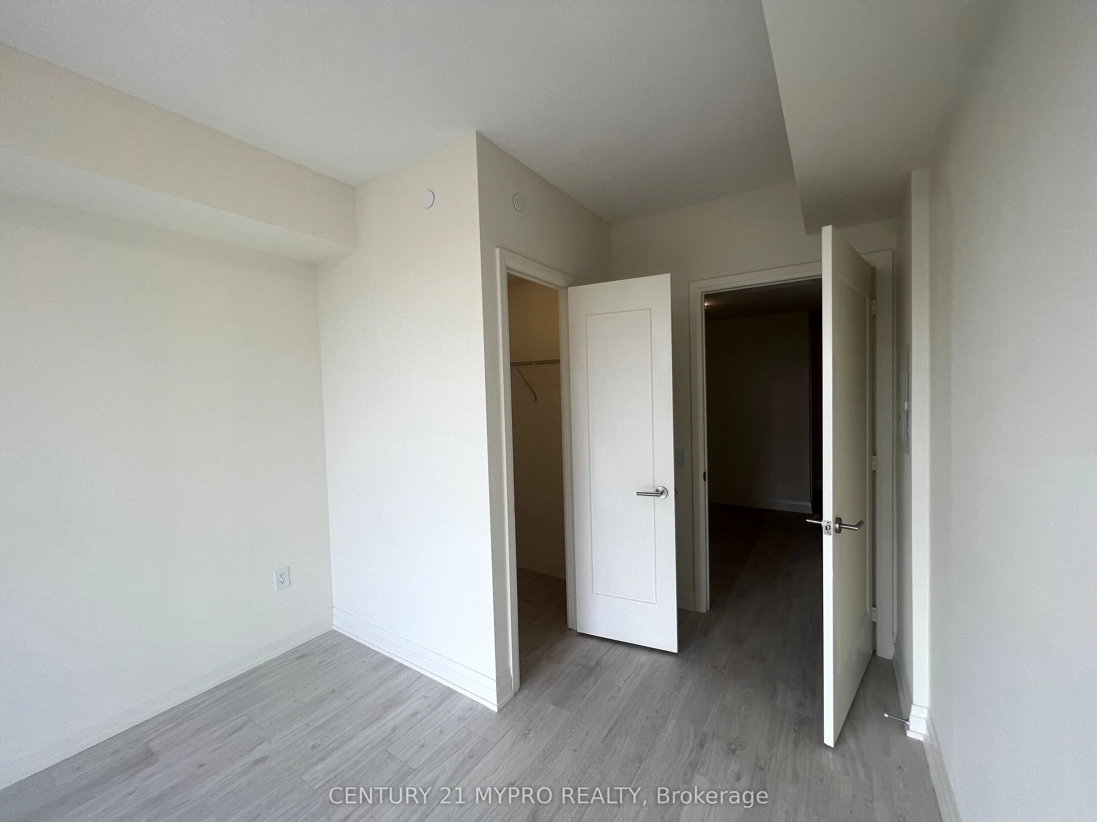 509 Dundas Street, #705
