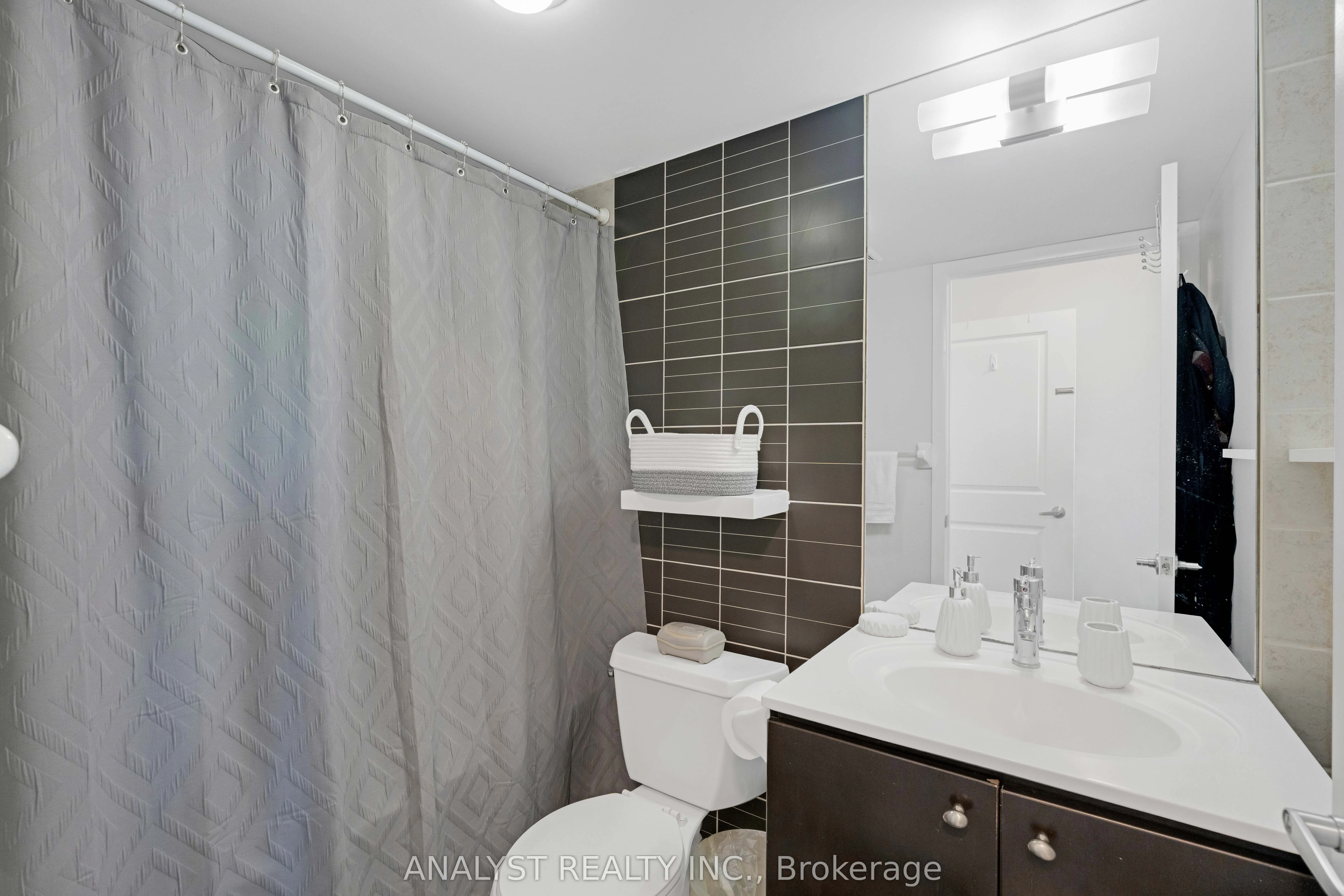 225 Sherway Gardens Road, #2802