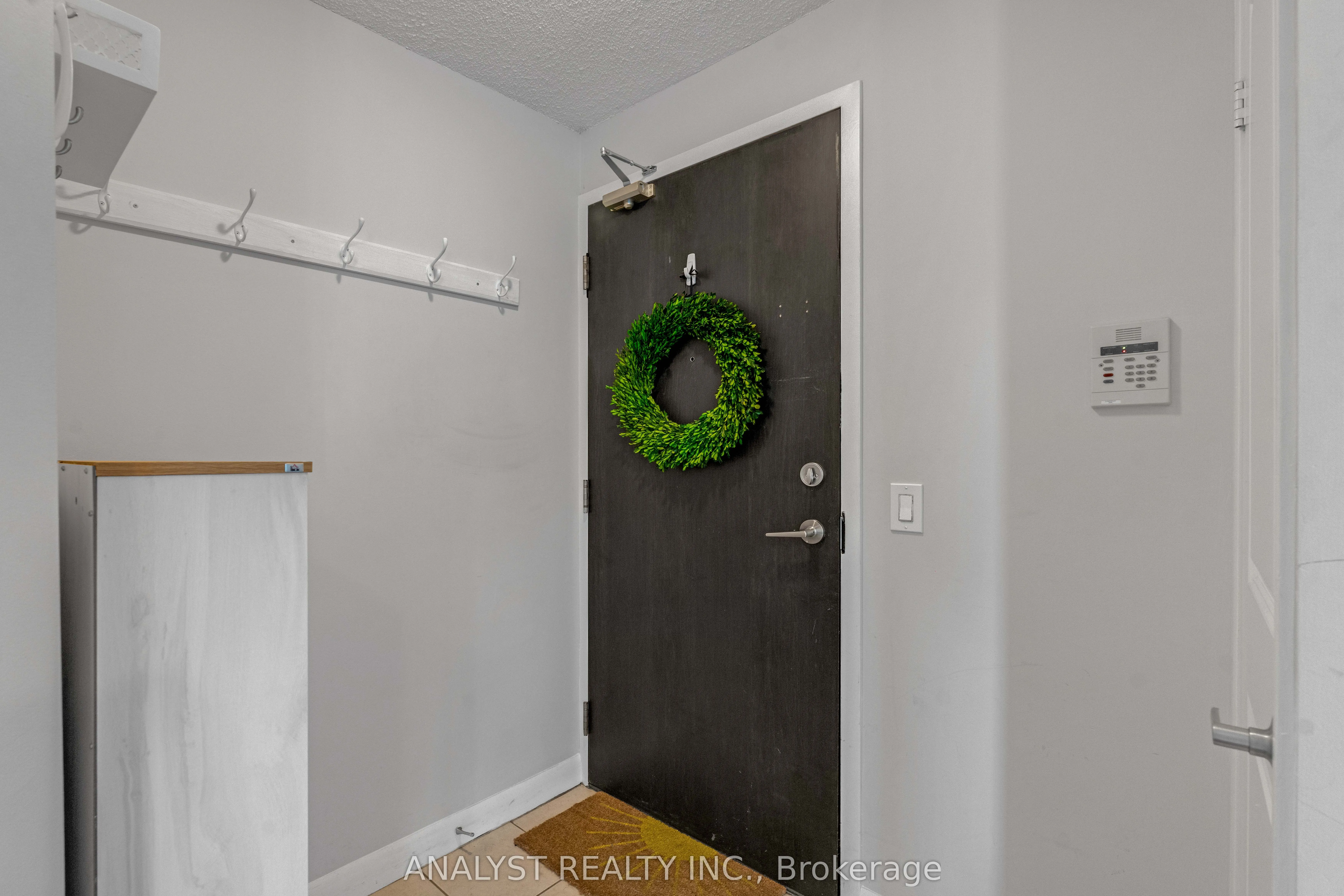 225 Sherway Gardens Road, #2802
