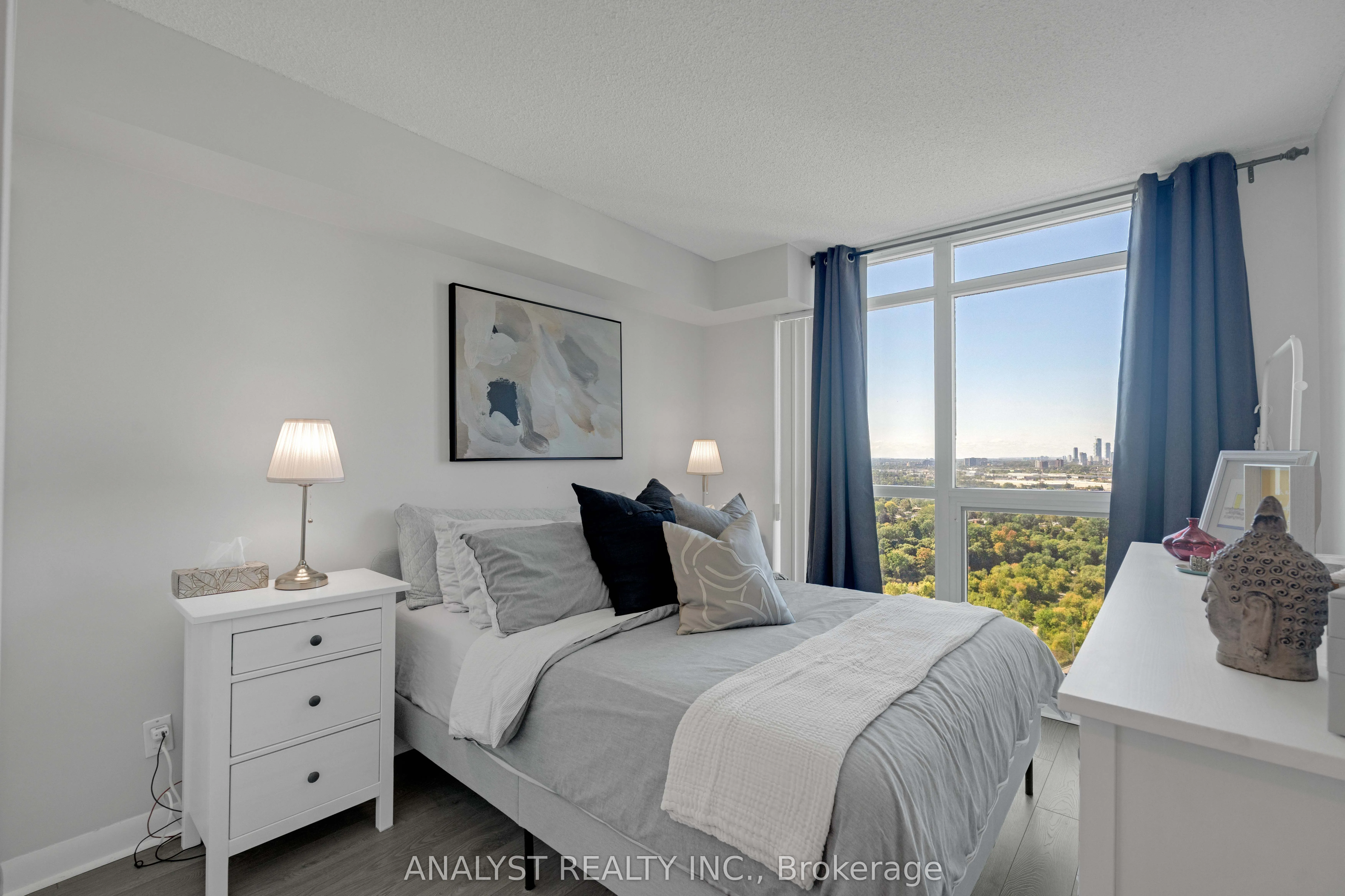 225 Sherway Gardens Road, #2802