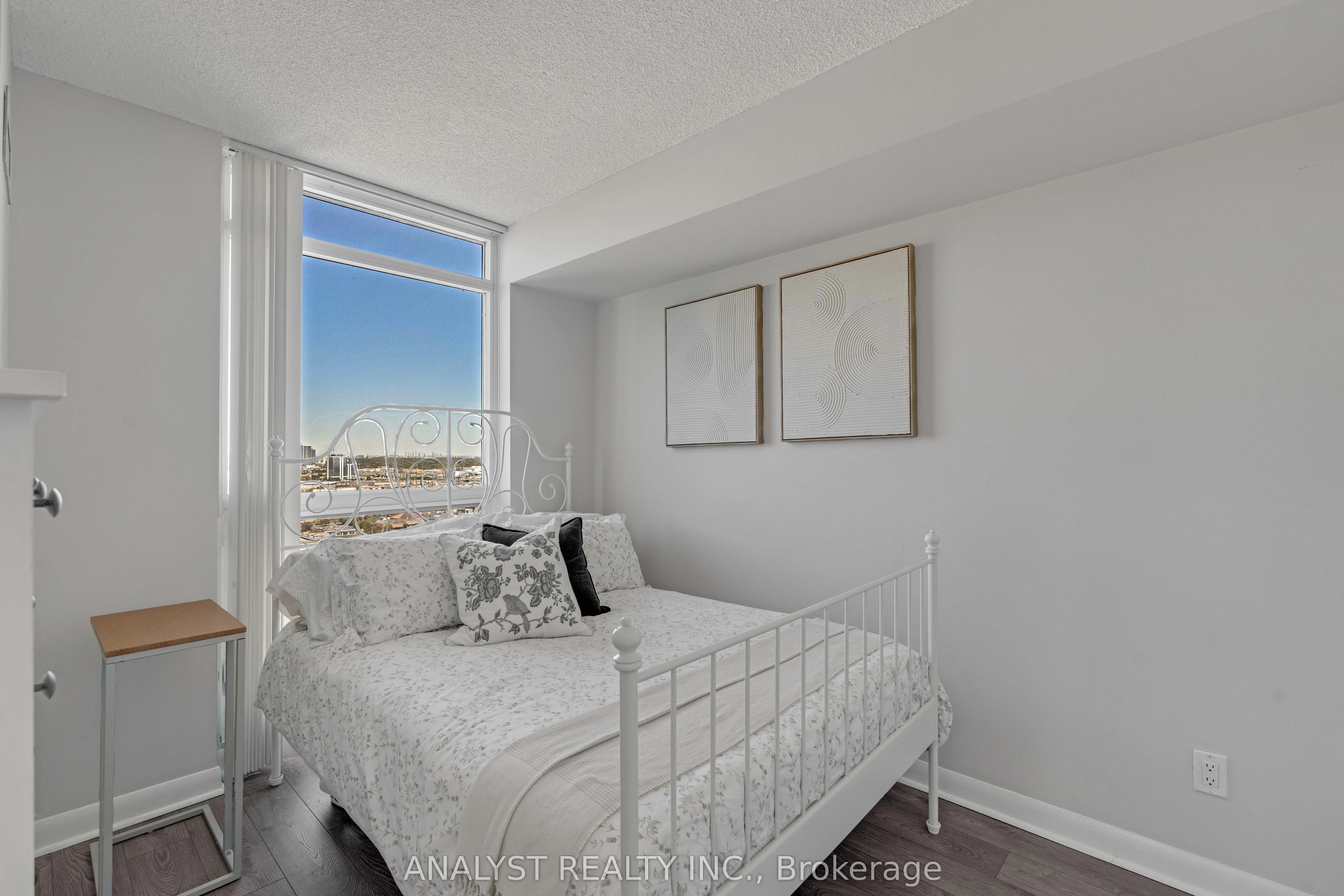 225 Sherway Gardens Road, #2802