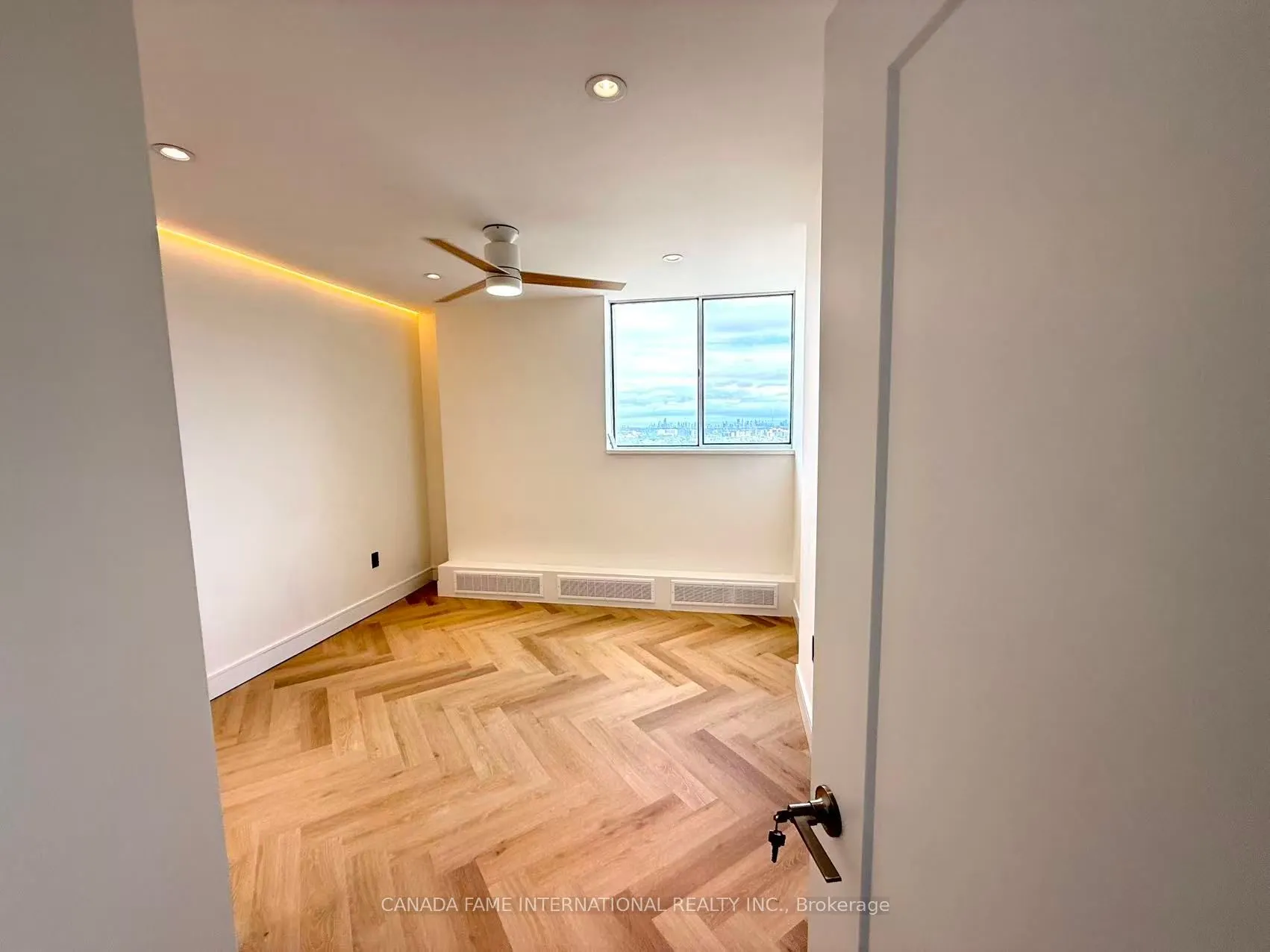 330 Dixon Road, #Ph04