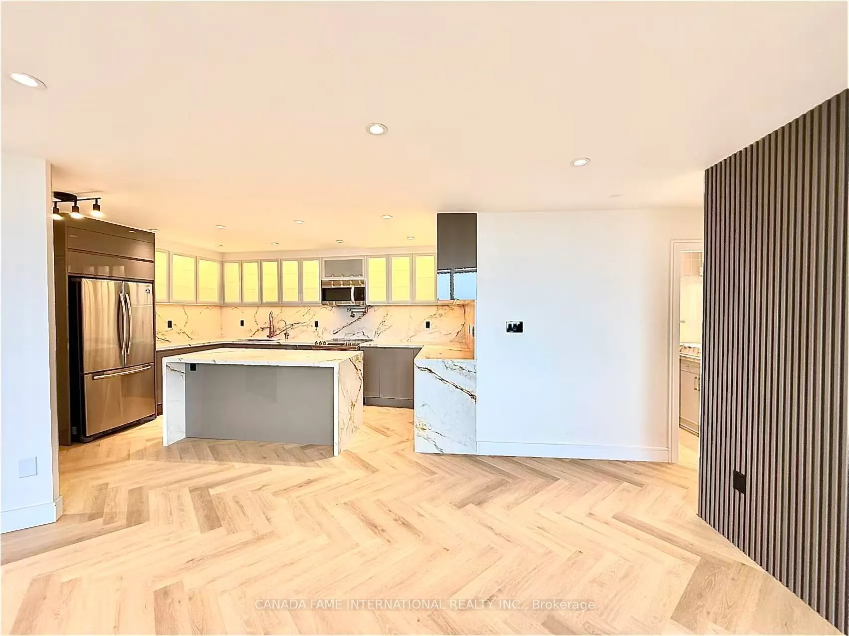 330 Dixon Road, #Ph04