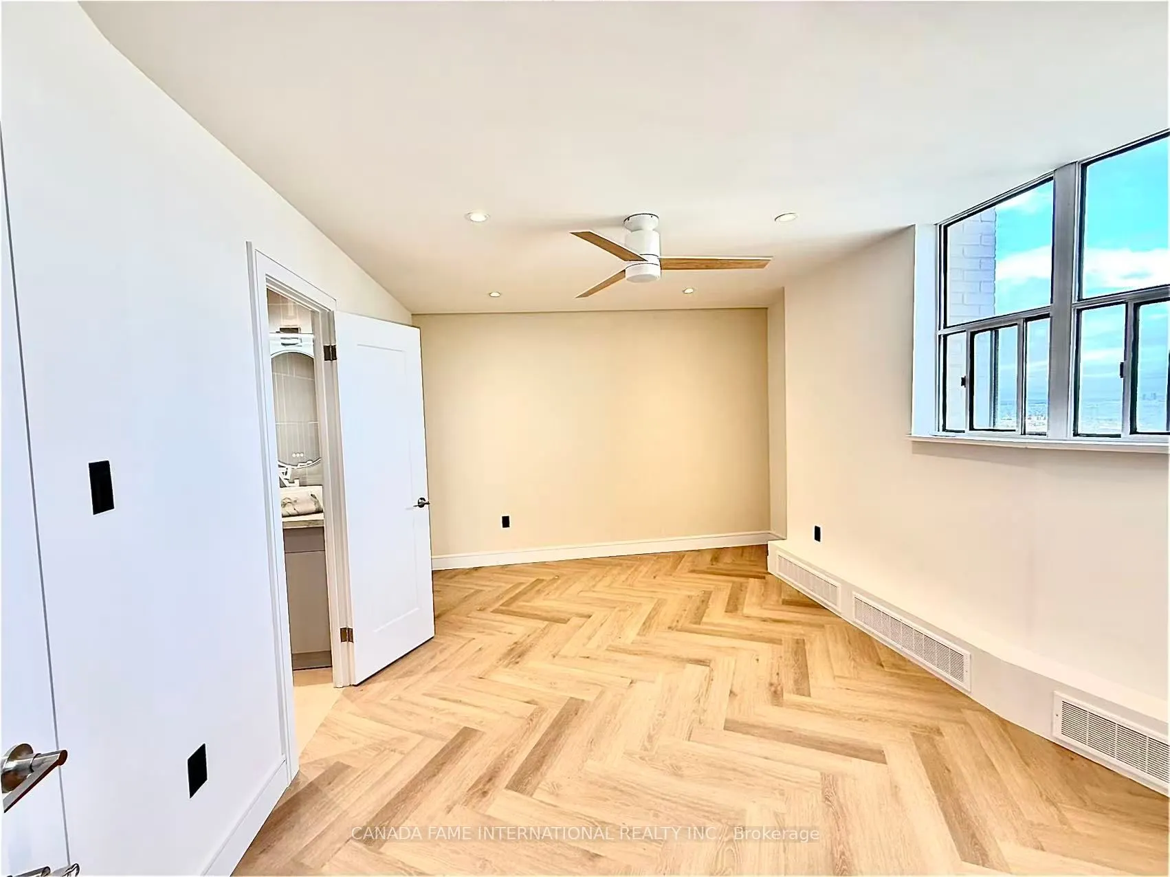 330 Dixon Road, #Ph04