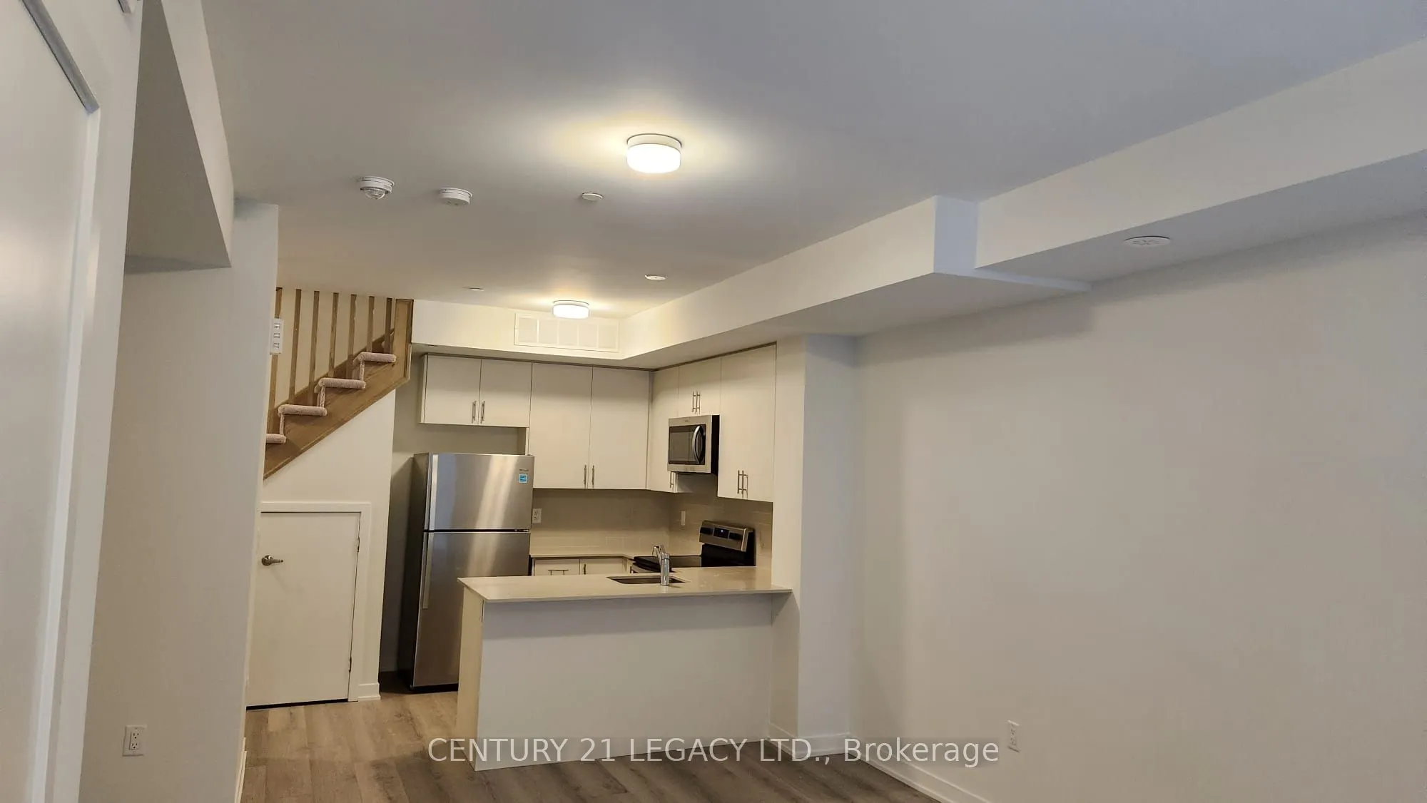 3415 Ridgeway Drive, #11