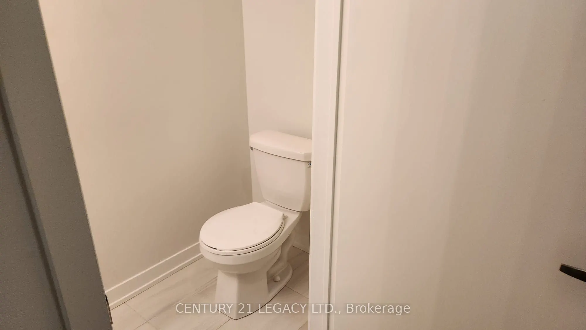 3415 Ridgeway Drive, #11