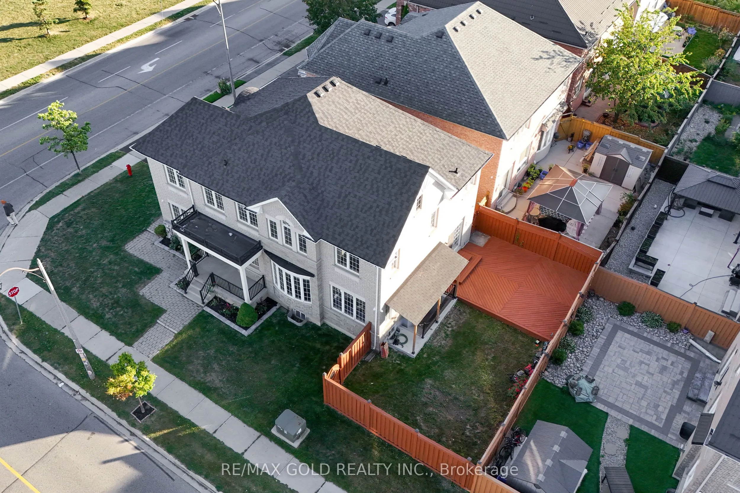 2 Helman Road