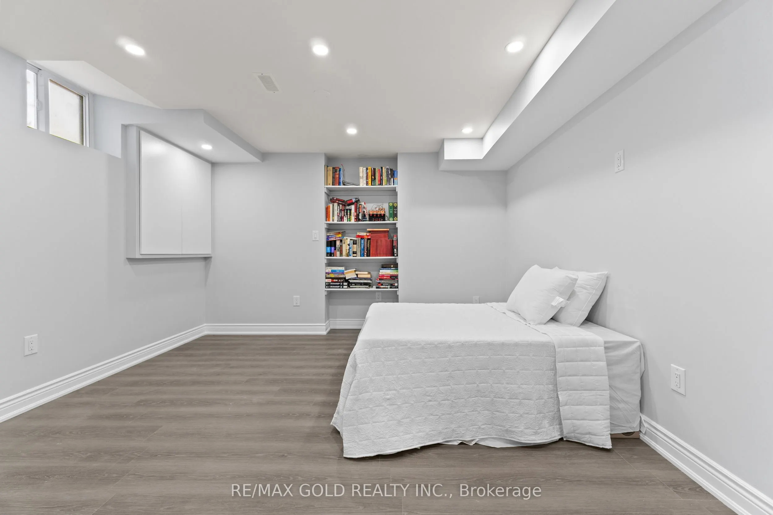 2 Helman Road
