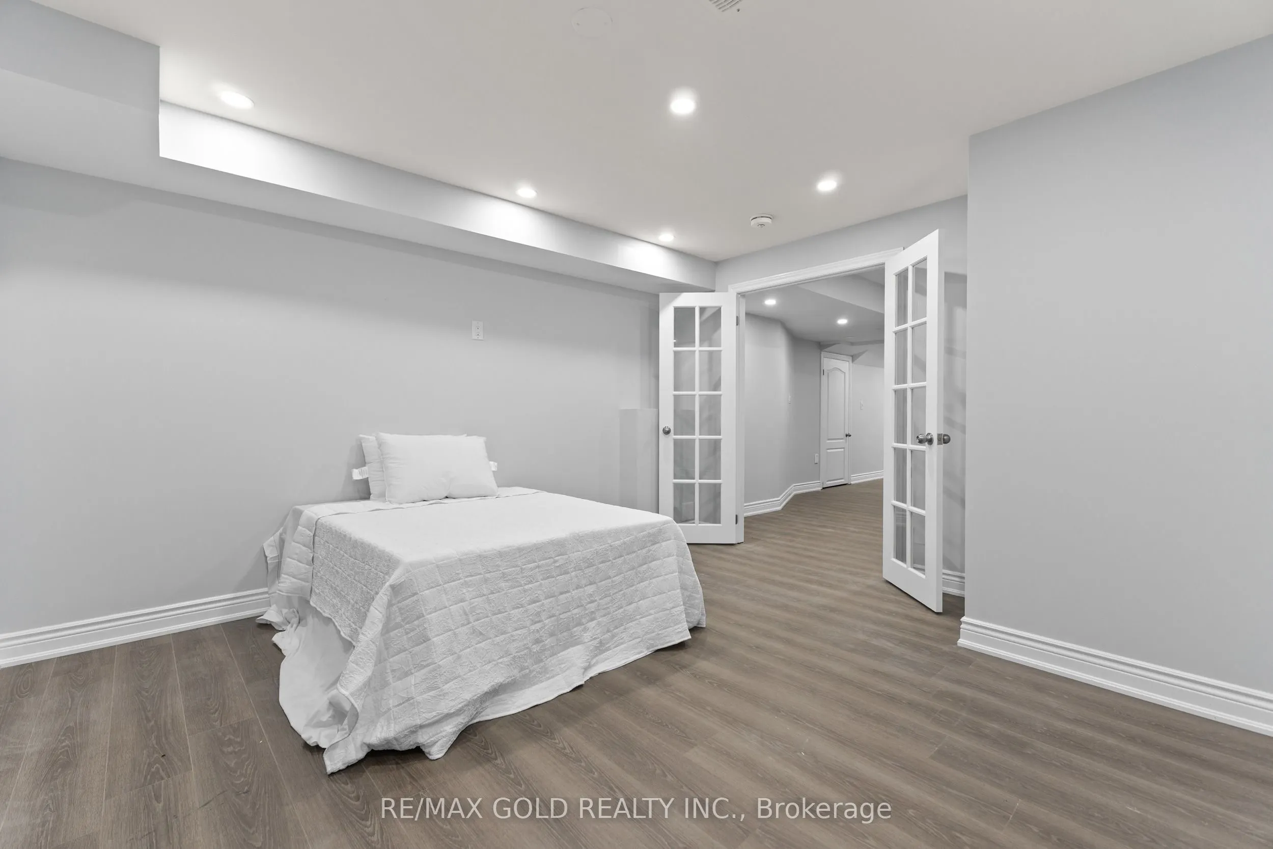 2 Helman Road