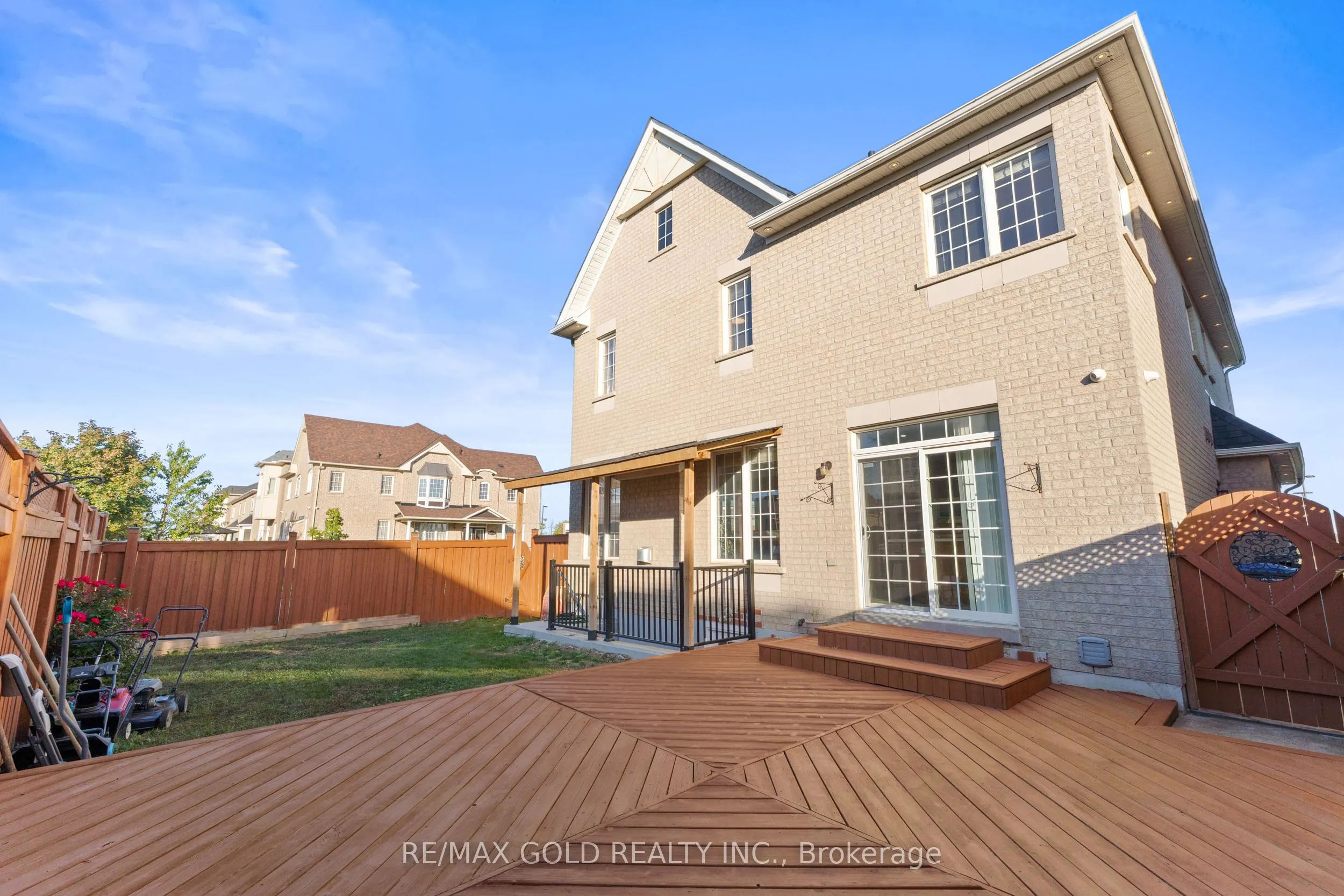 2 Helman Road