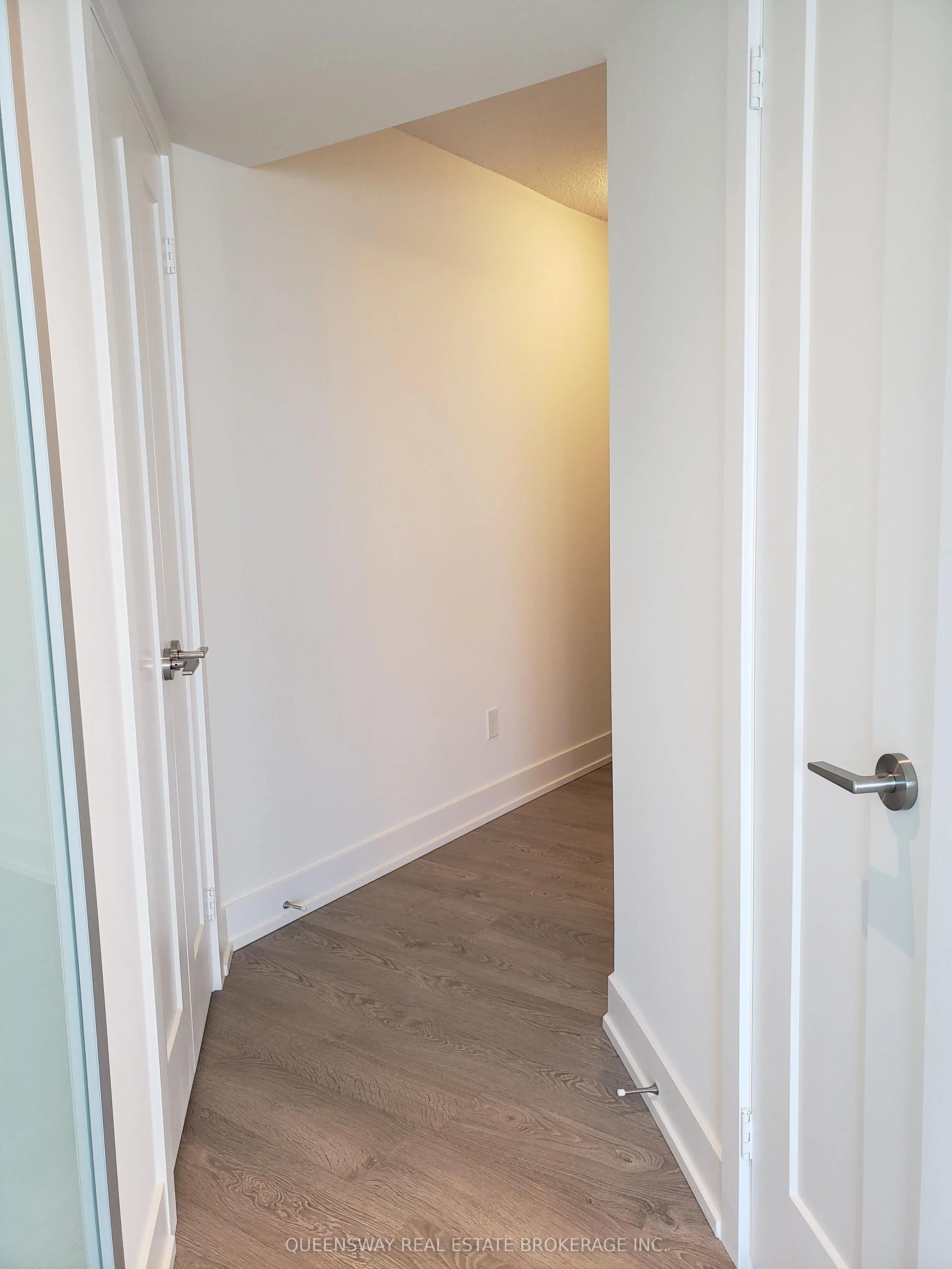 7 Mabelle Avenue, #Unit #1504