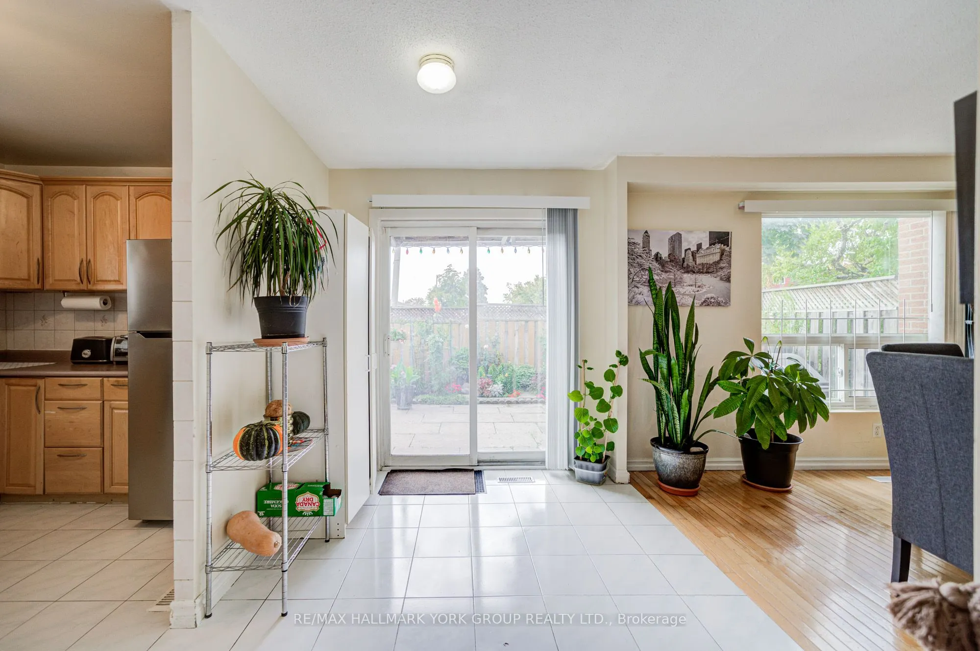 9 Bur Oak Way, #6