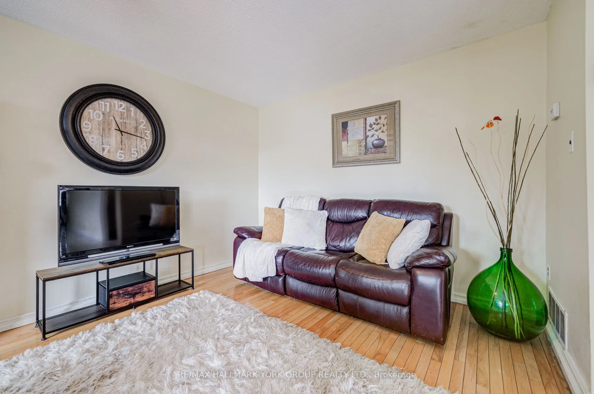 9 Bur Oak Way, #6