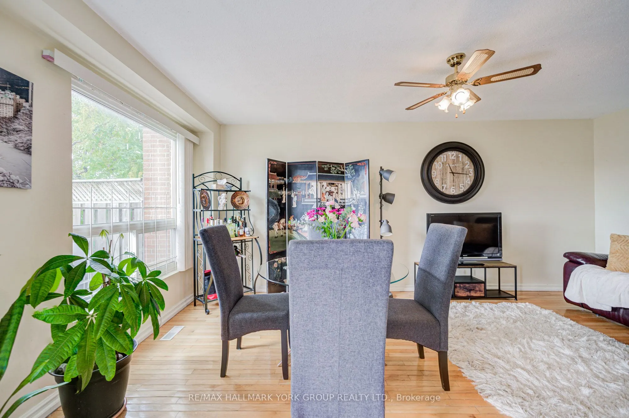 9 Bur Oak Way, #6