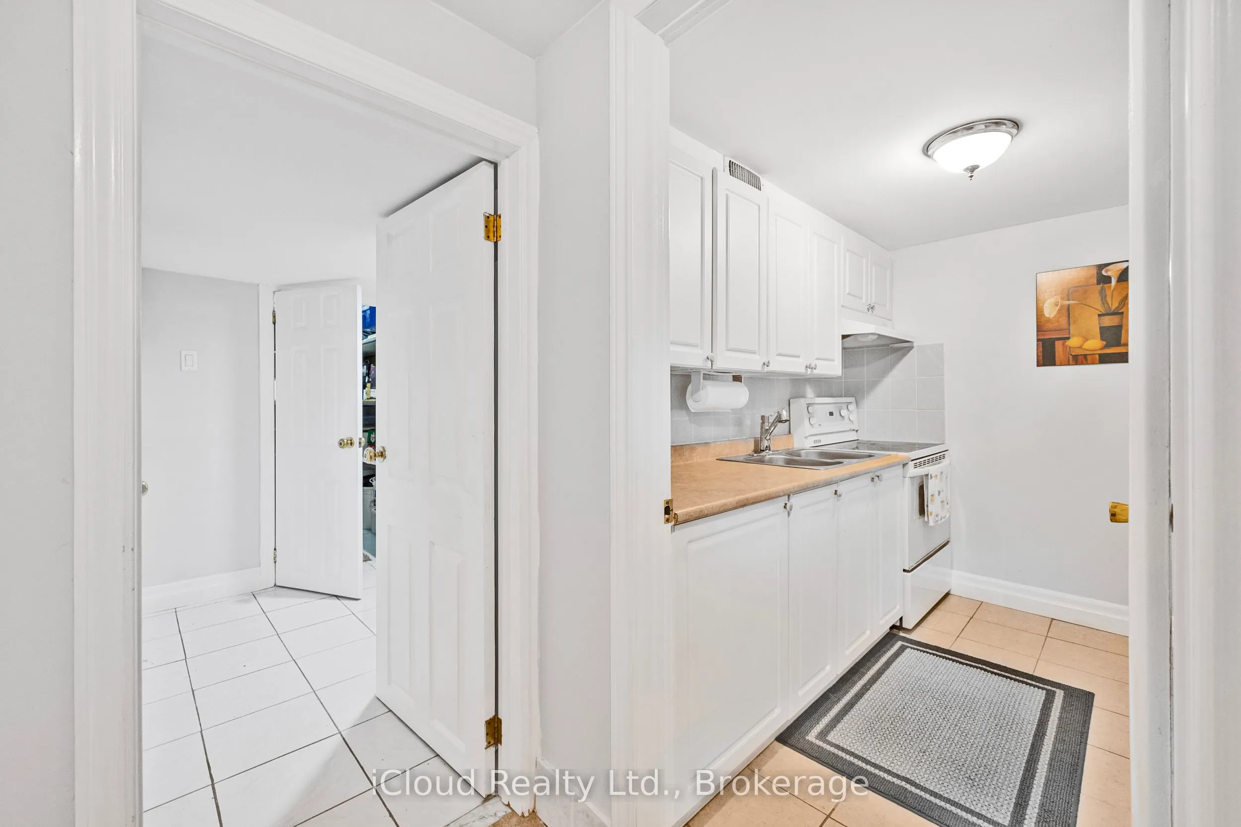 52 Kimbark Drive N