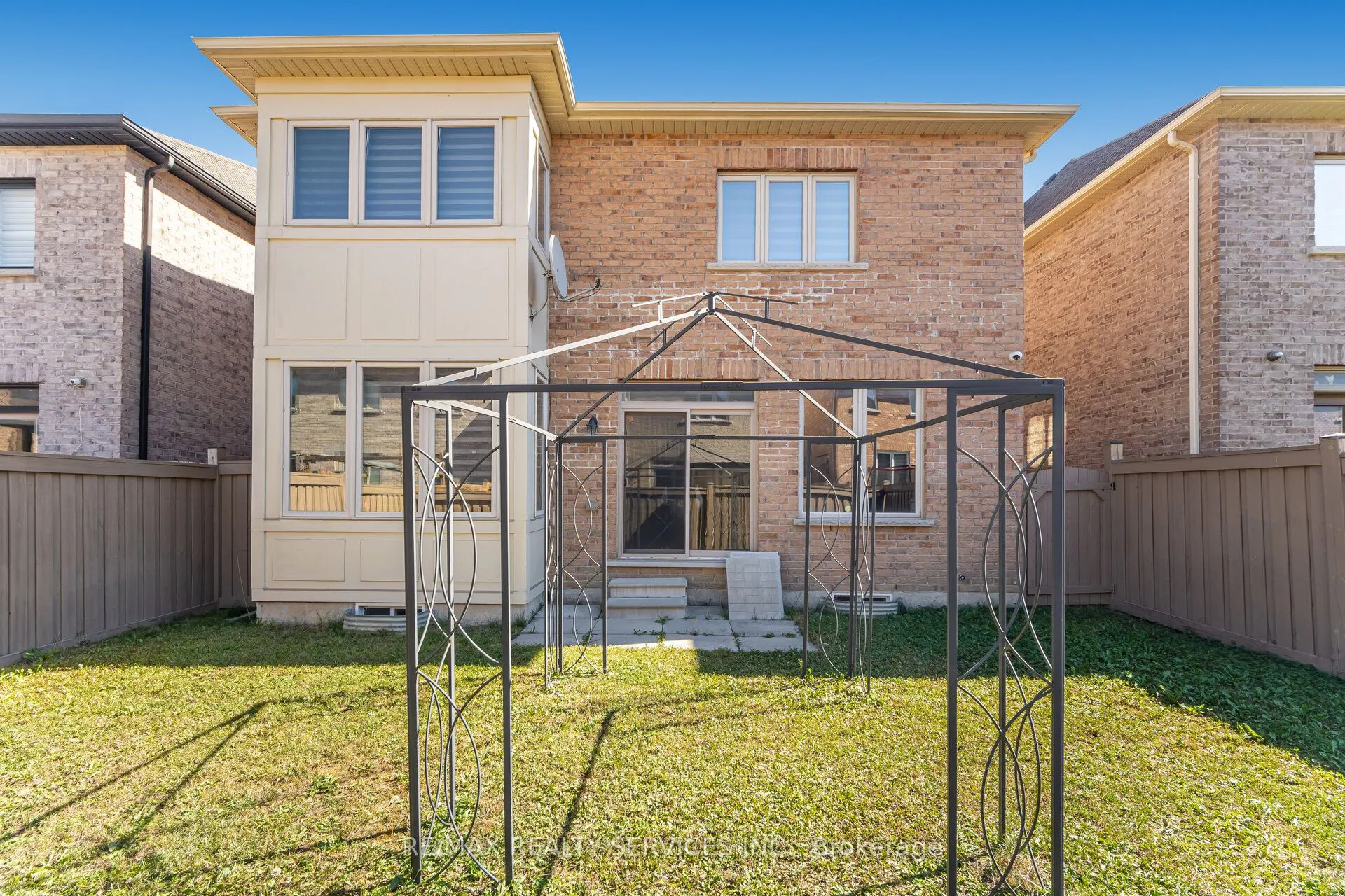 232 Sussexvale Drive