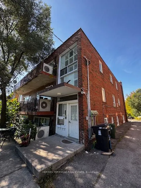 20 Elway Court