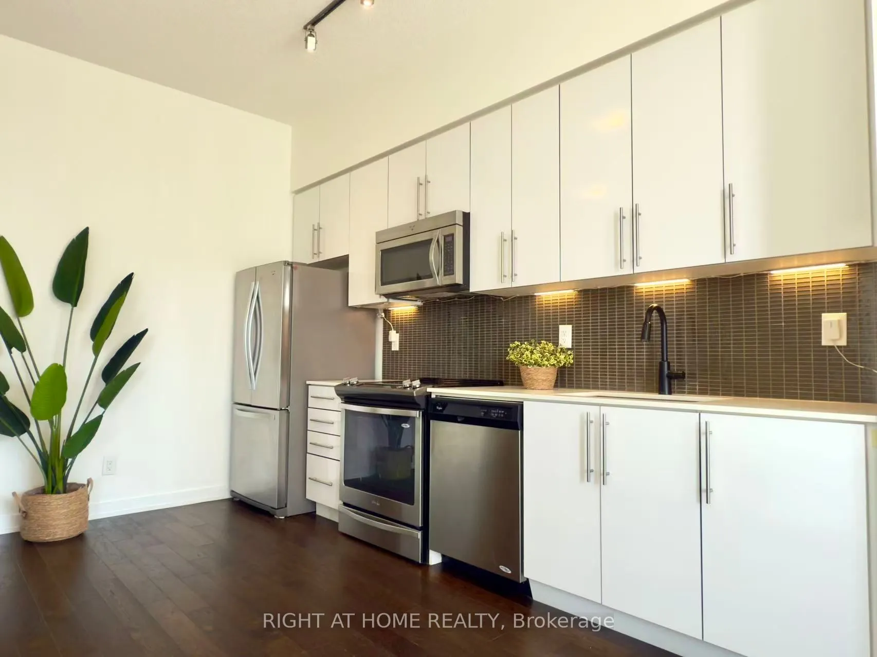 4011 Brickstone Mews, #407