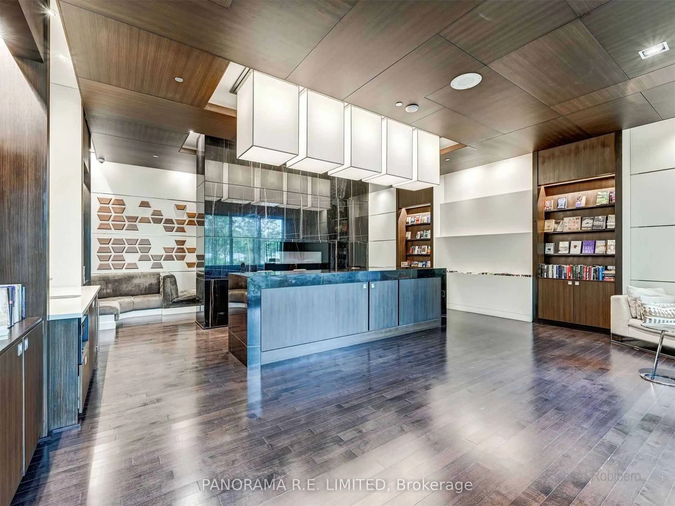 205 Sherway Gardens Road, #810