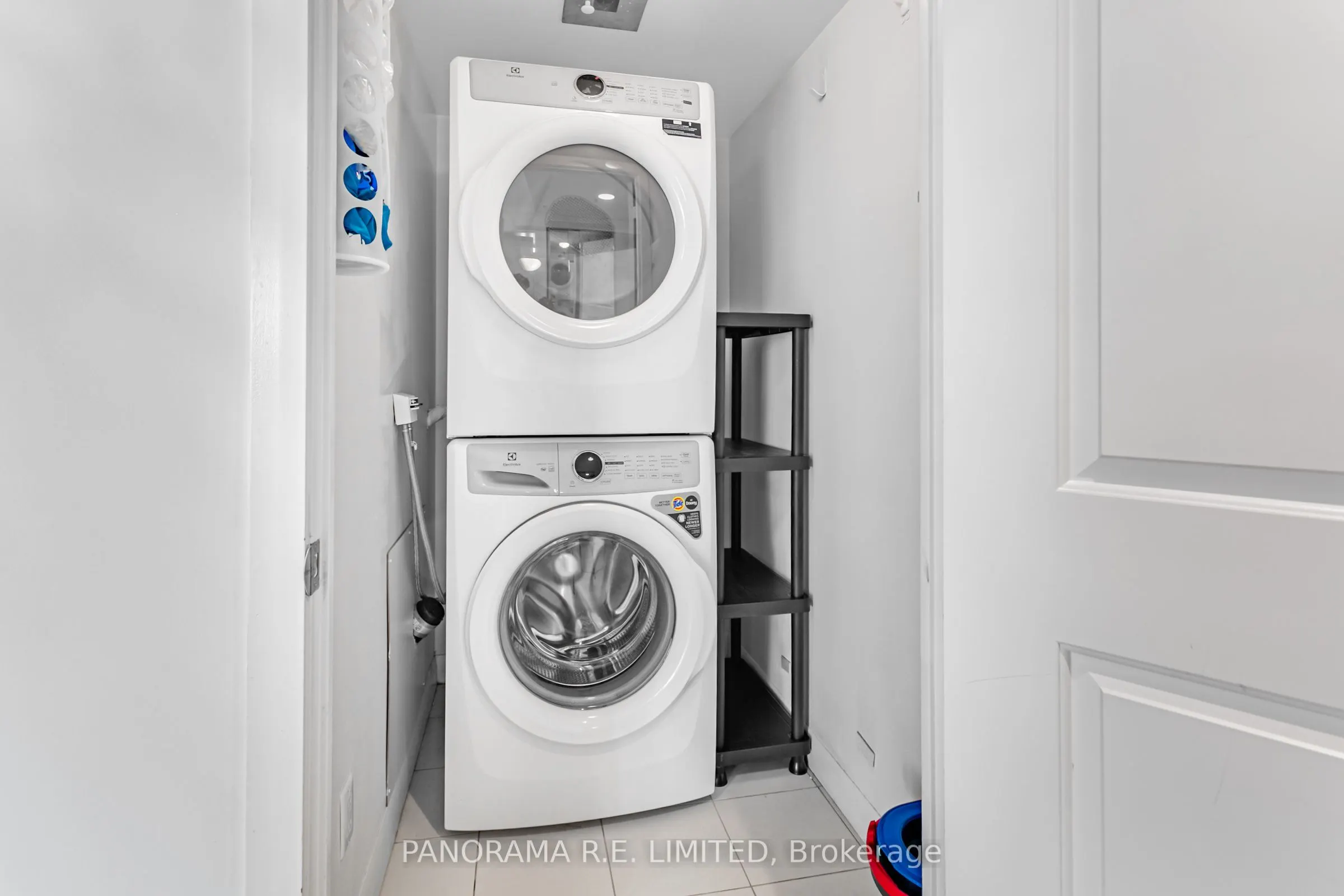 205 Sherway Gardens Road, #810