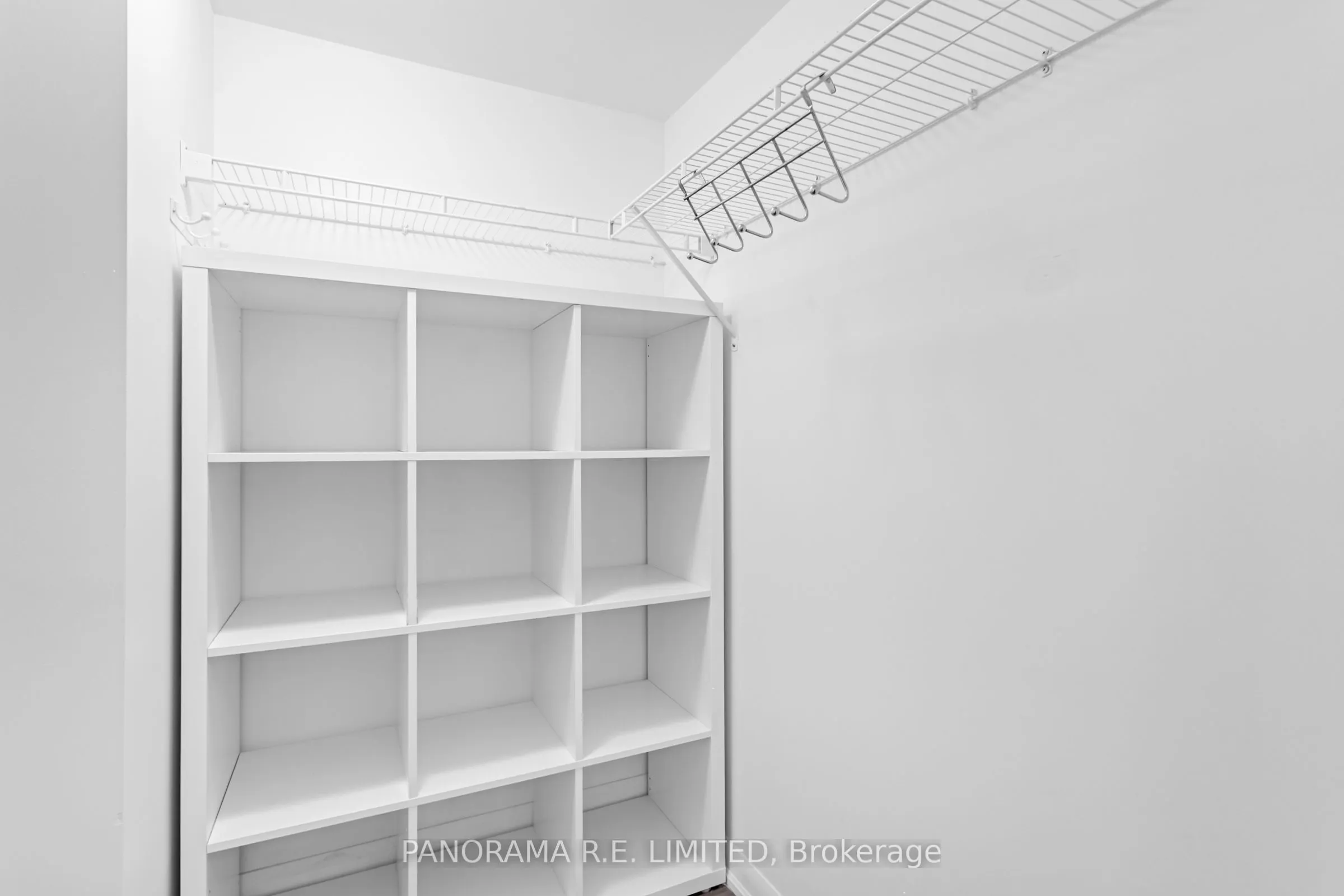 205 Sherway Gardens Road, #810