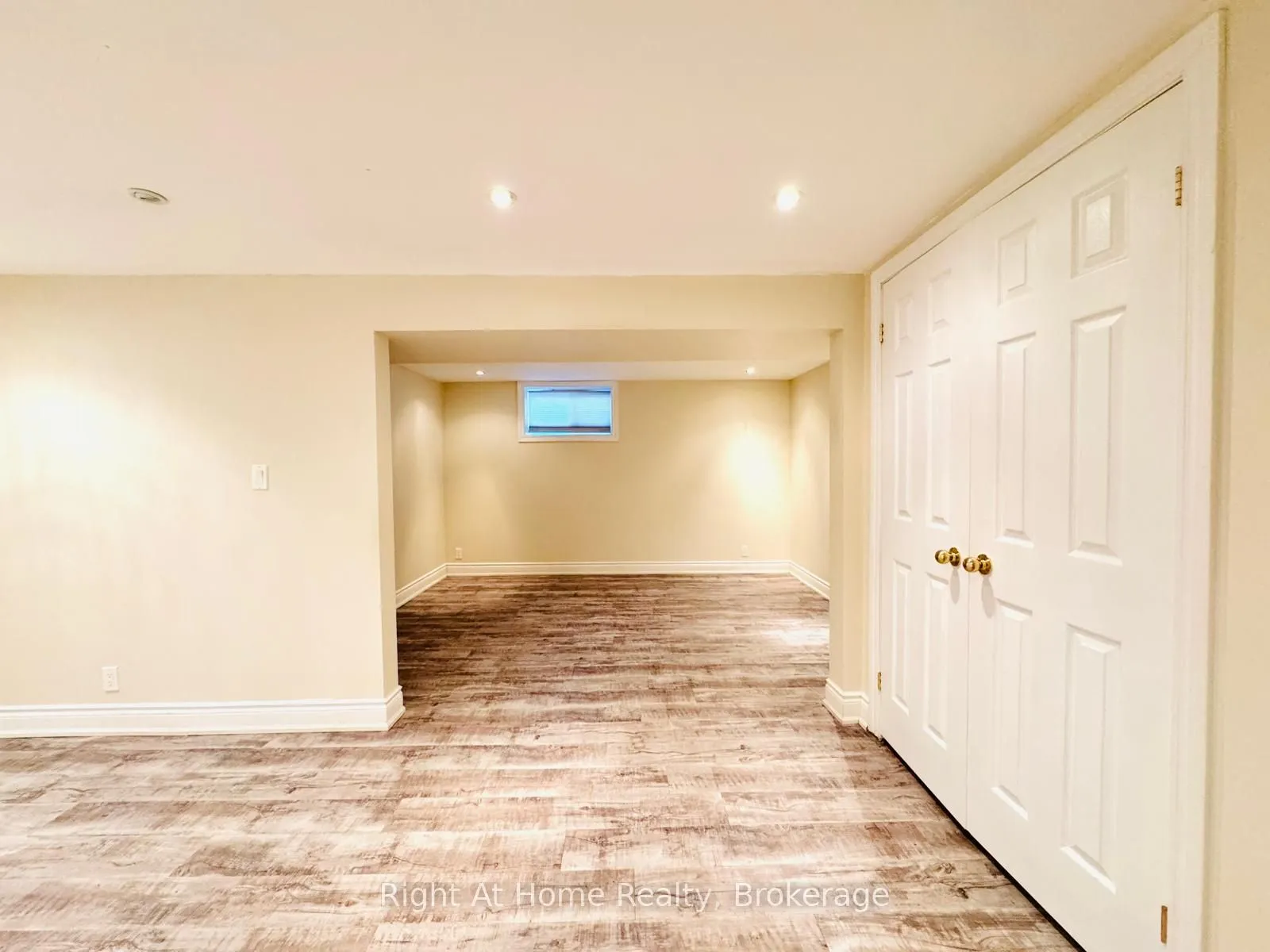 4054 Apple Valley Lane