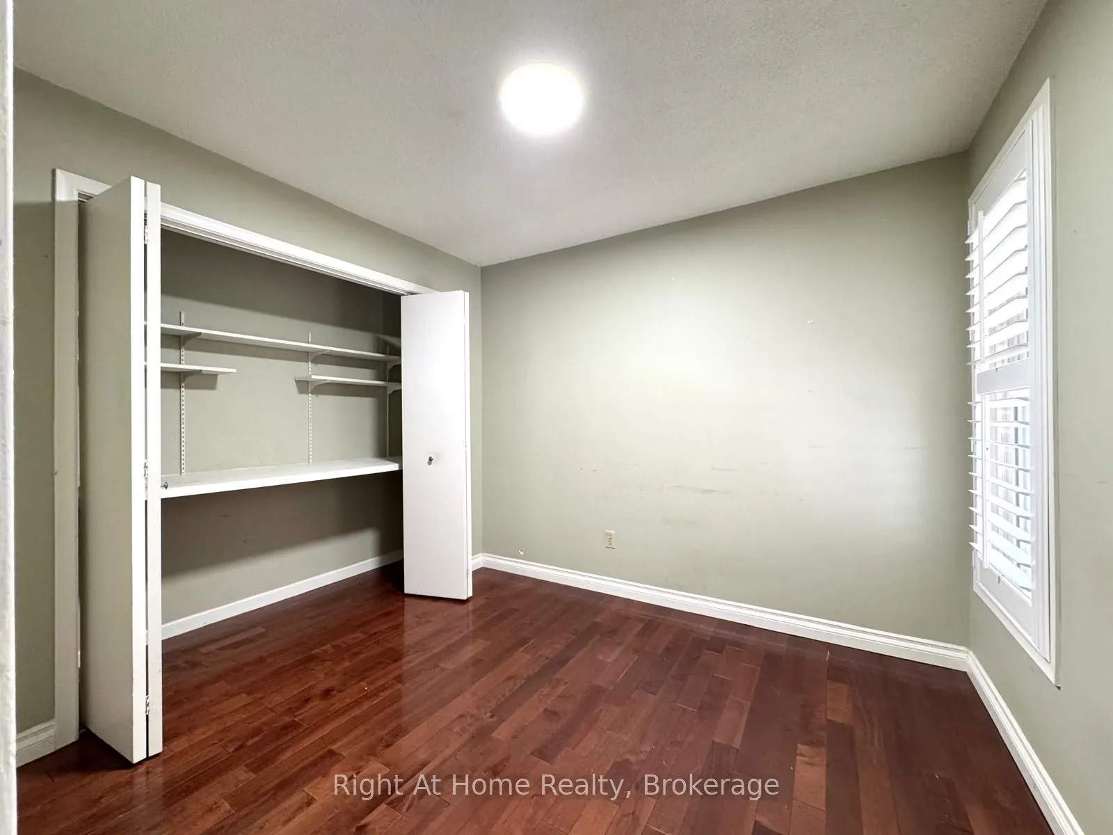 4054 Apple Valley Lane