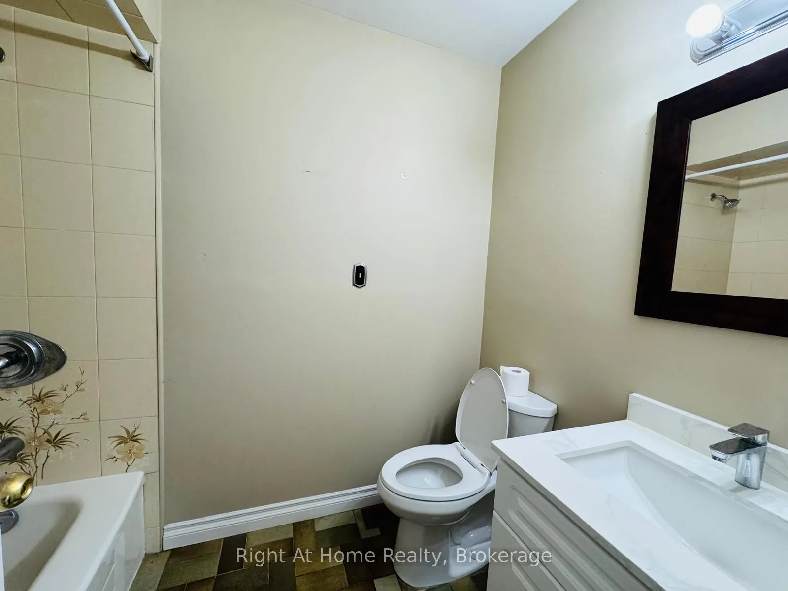 4054 Apple Valley Lane