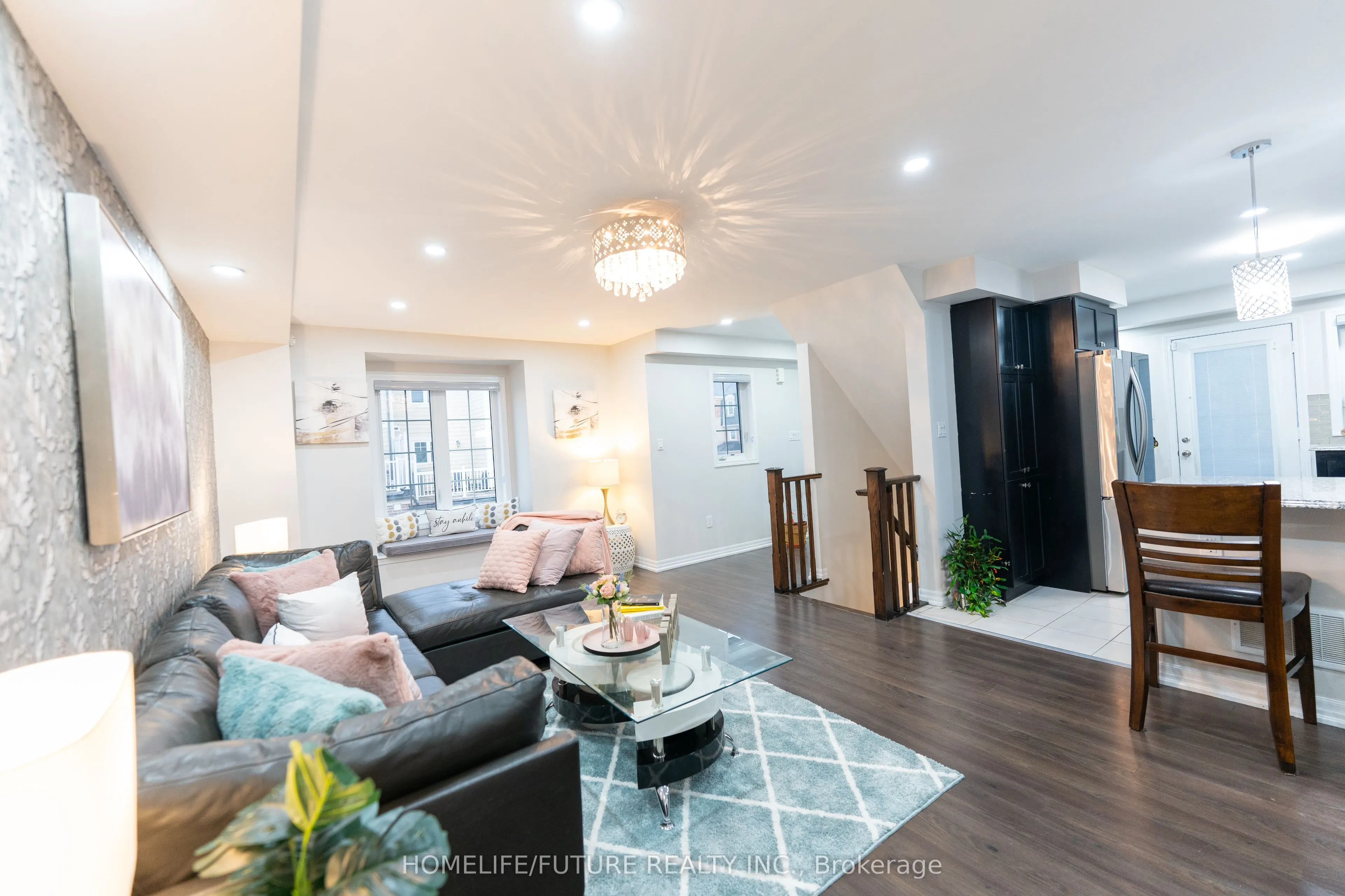 275 Ellen Davidson Drive