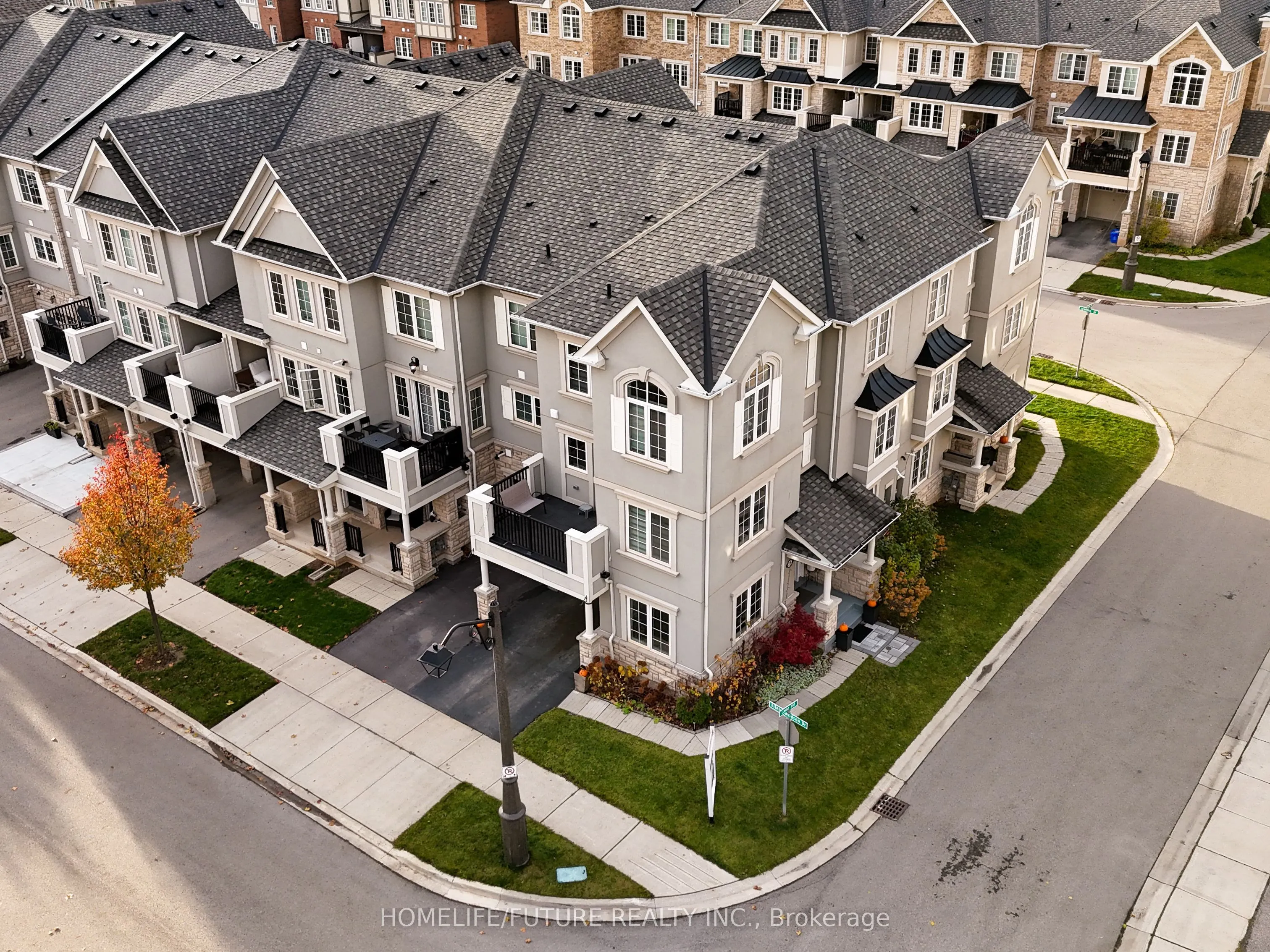 275 Ellen Davidson Drive