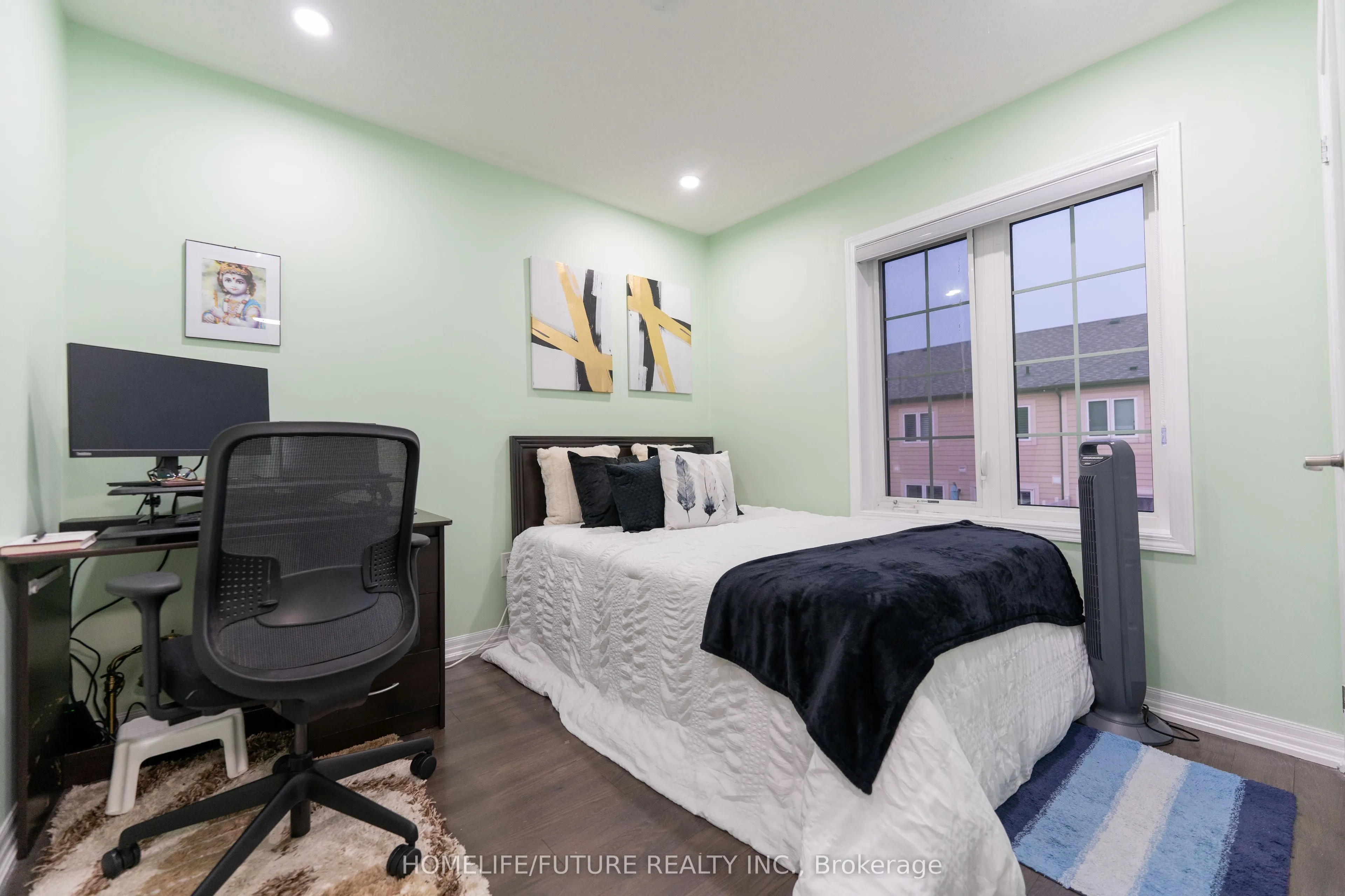275 Ellen Davidson Drive