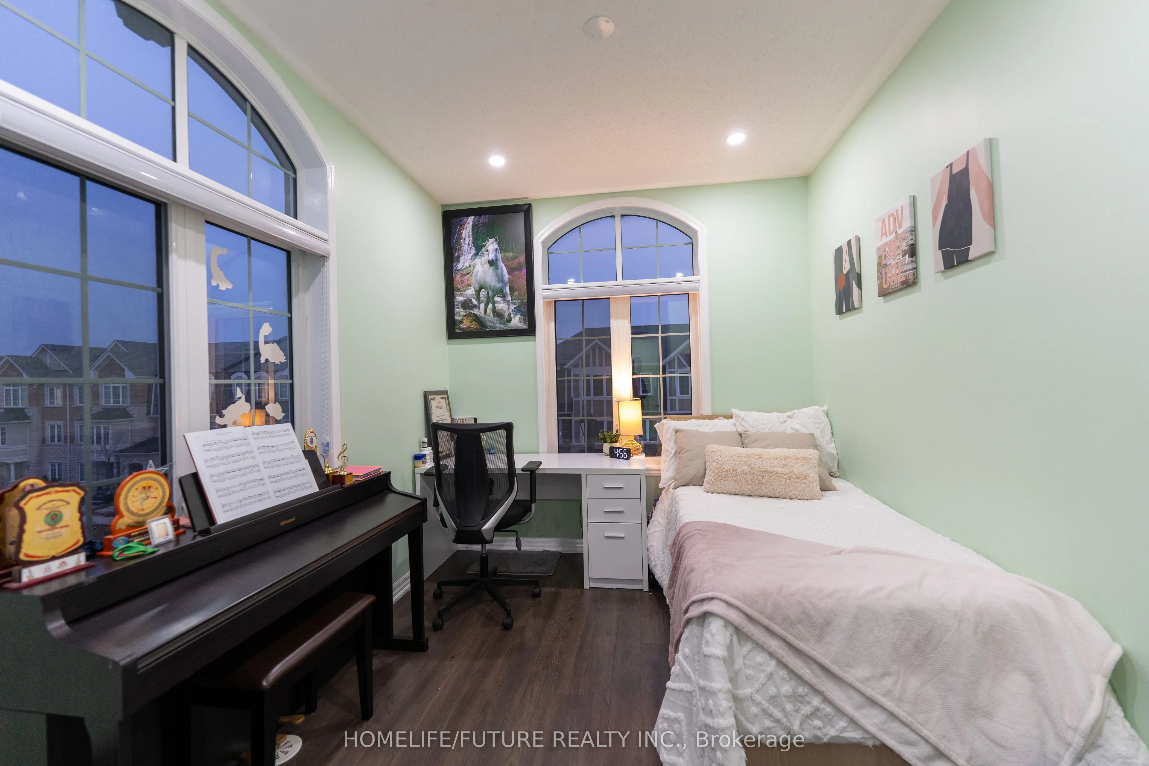 275 Ellen Davidson Drive
