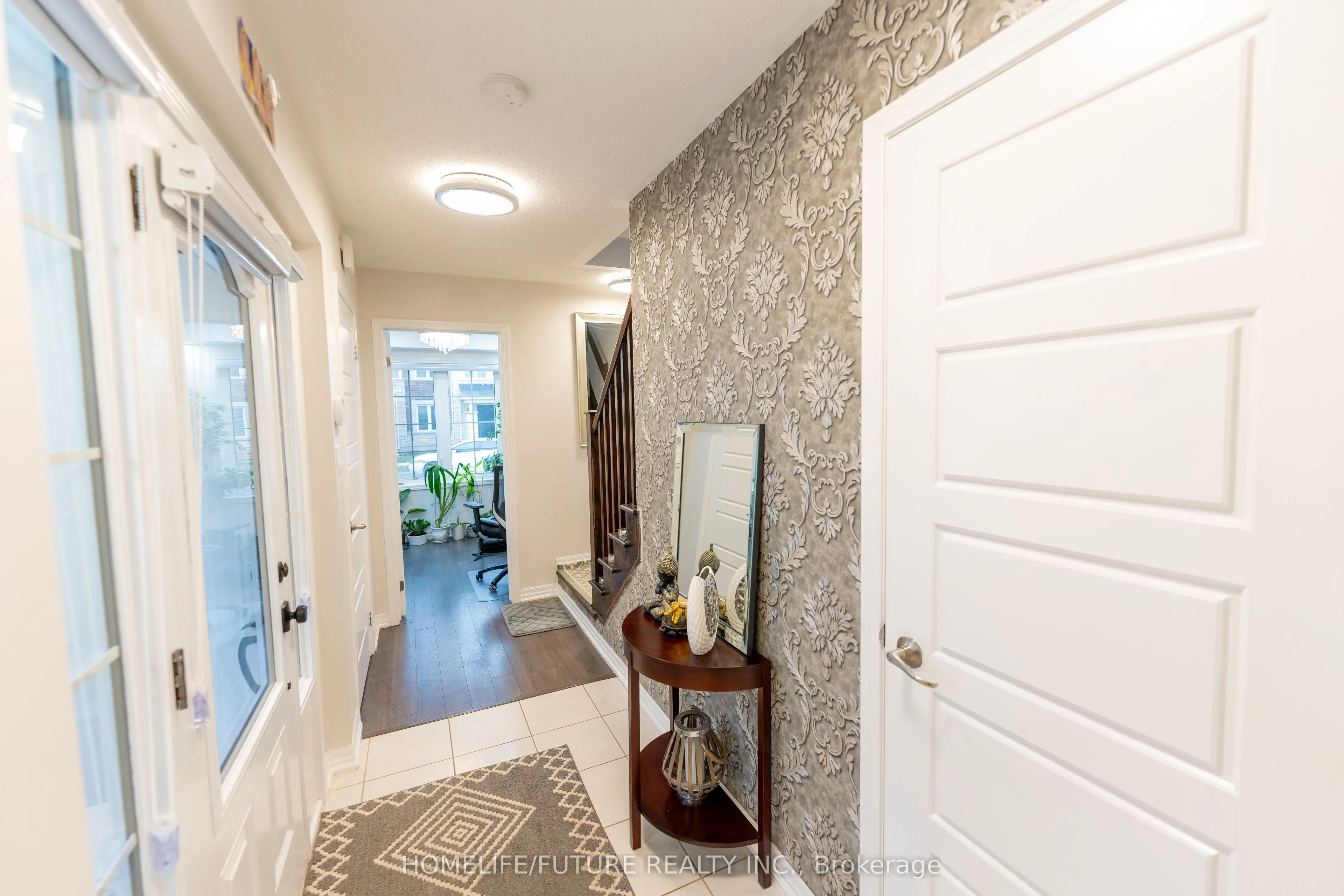 275 Ellen Davidson Drive