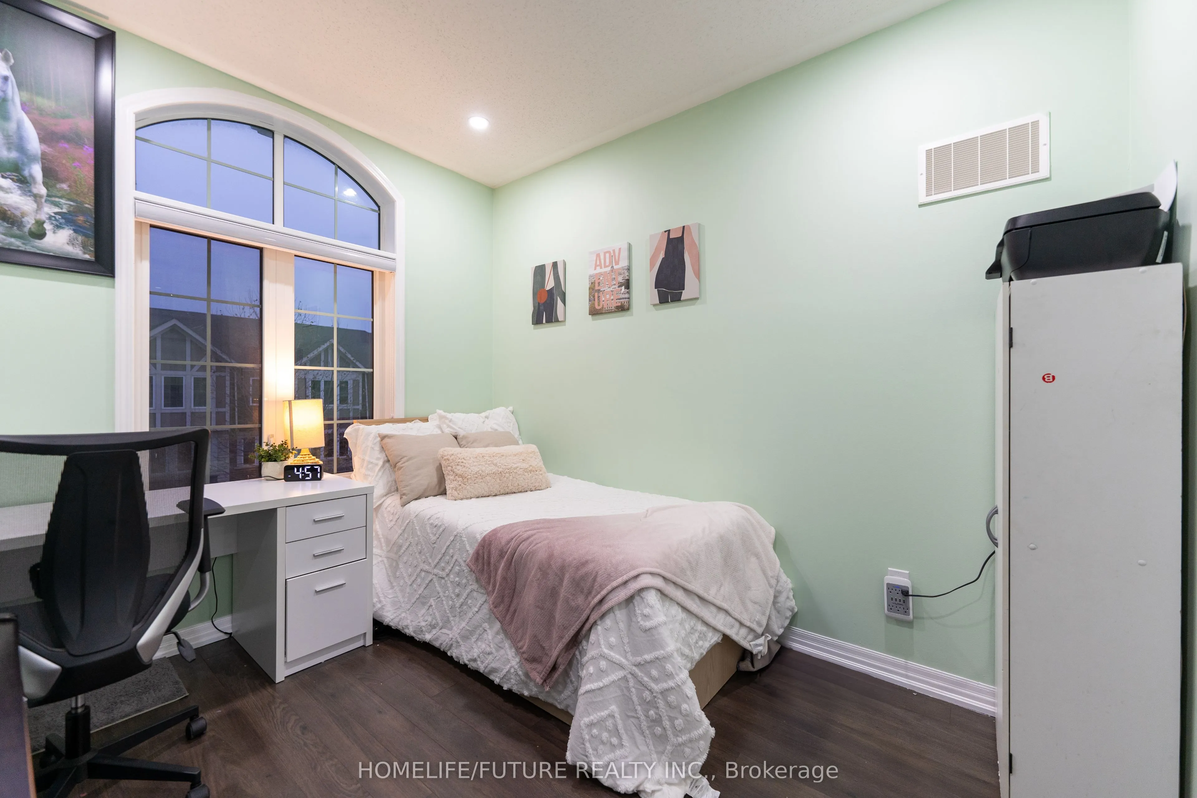 275 Ellen Davidson Drive