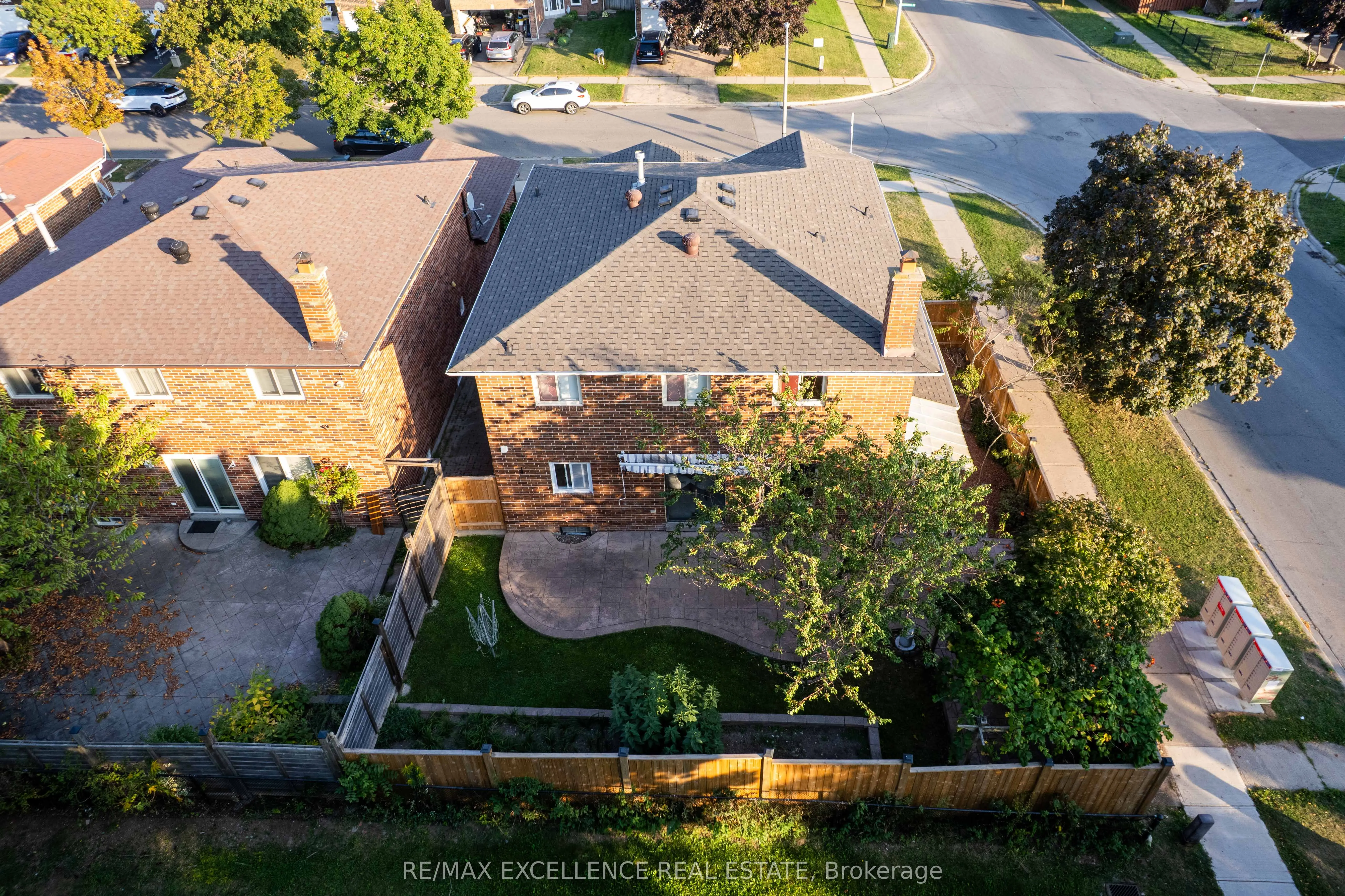 99 Castlehill Road