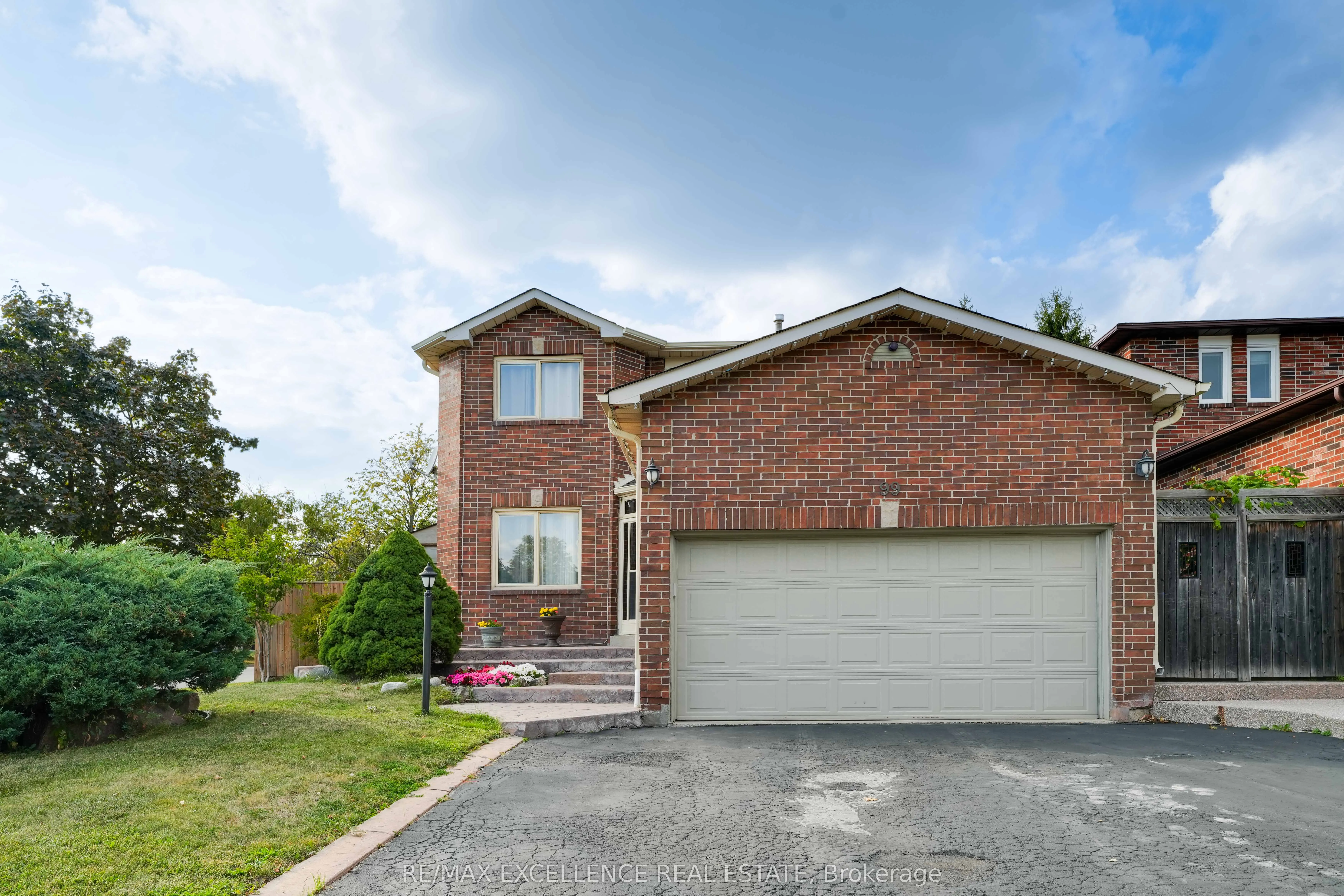 99 Castlehill Road