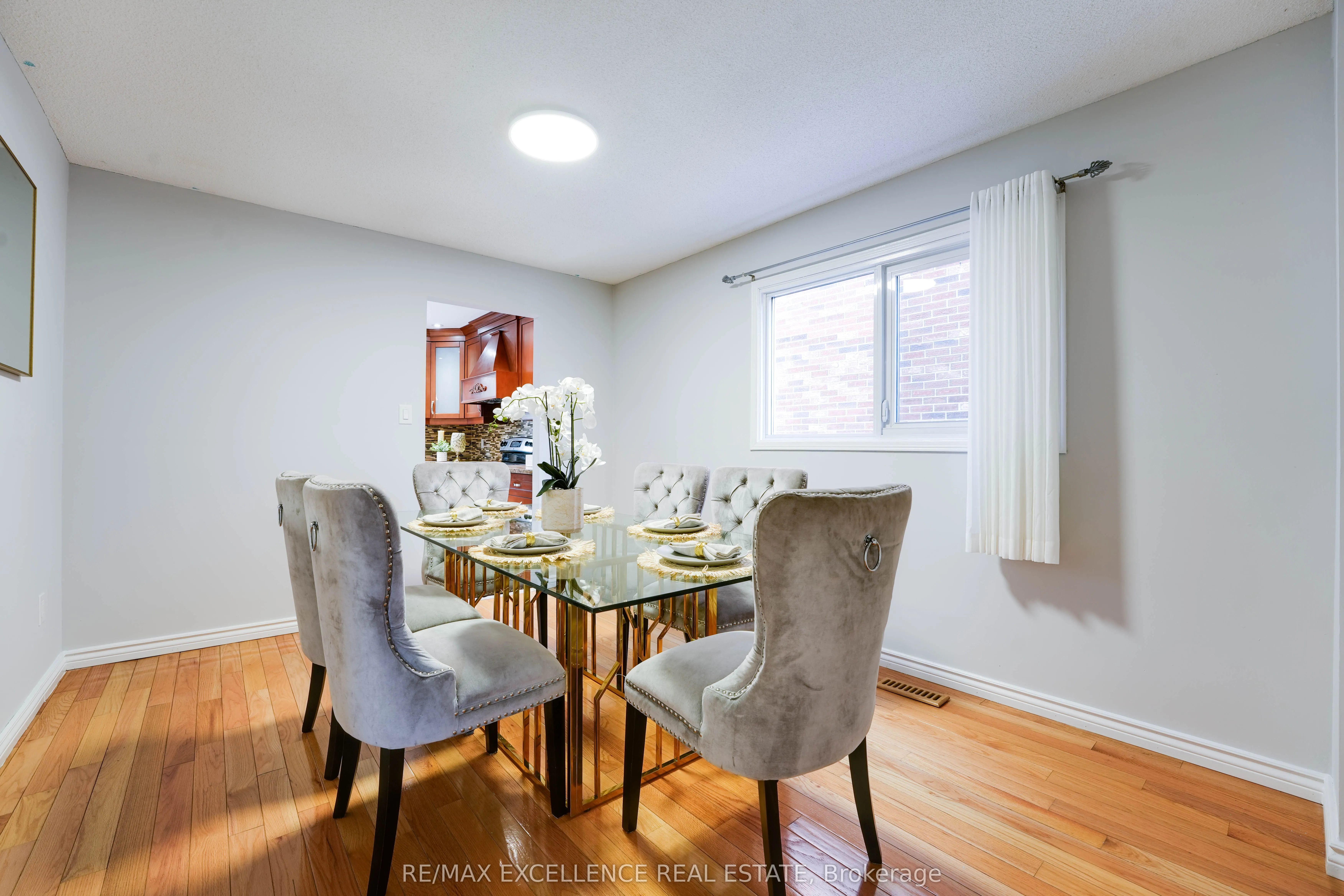 99 Castlehill Road