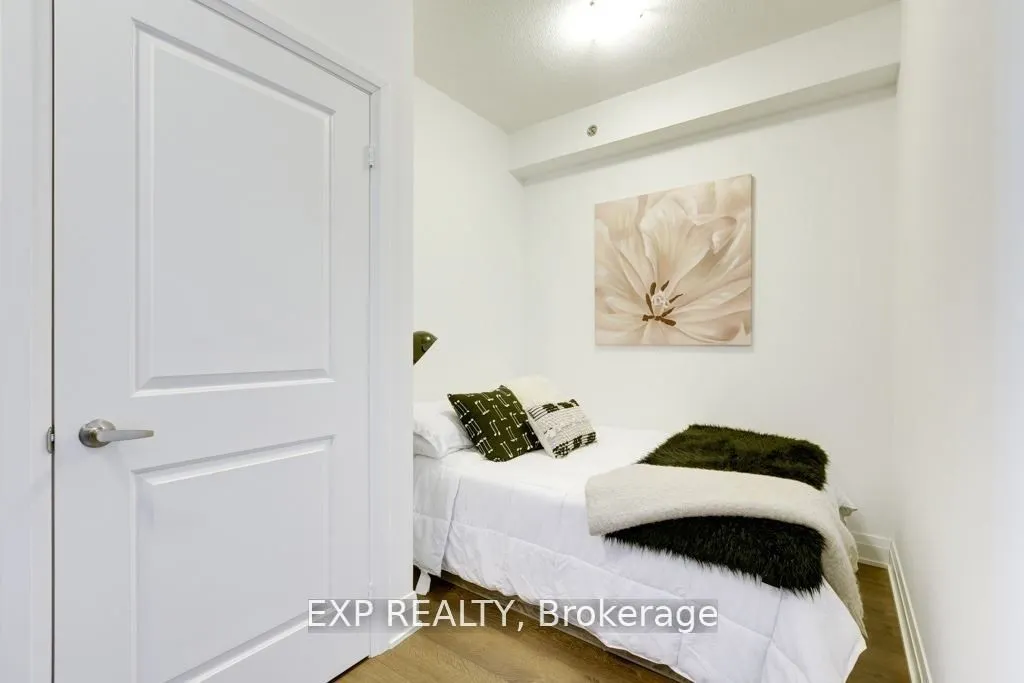 55 Speers Road, #707