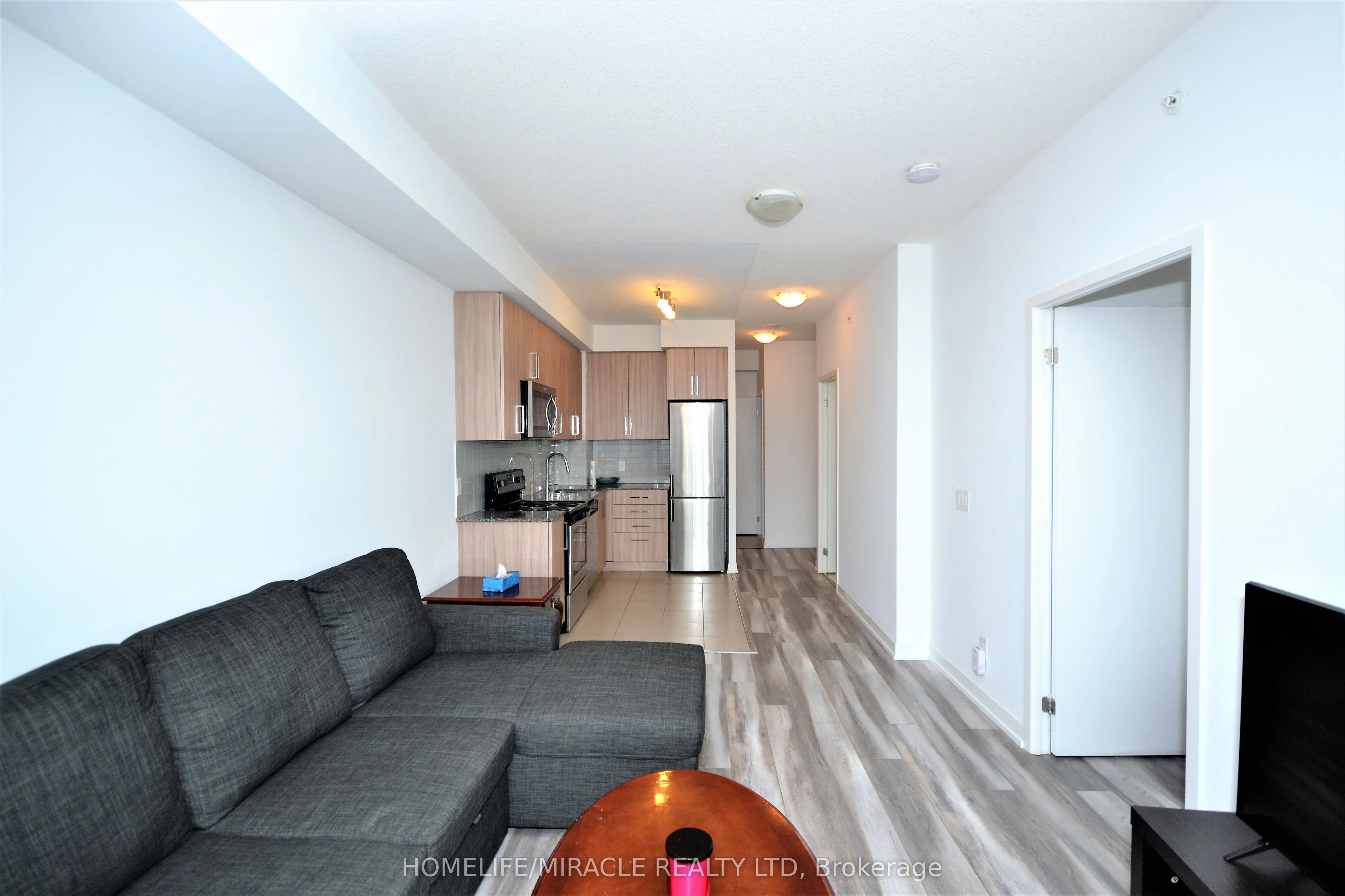 840 Queens Plate Drive, #1106