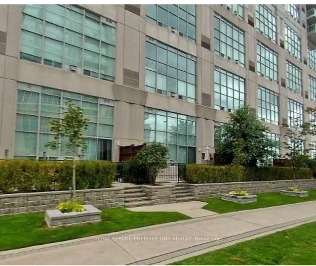 300 MANITOBA Street, #303