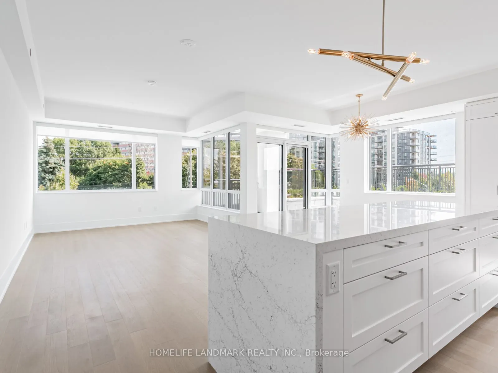 259 The Kingsway, #206