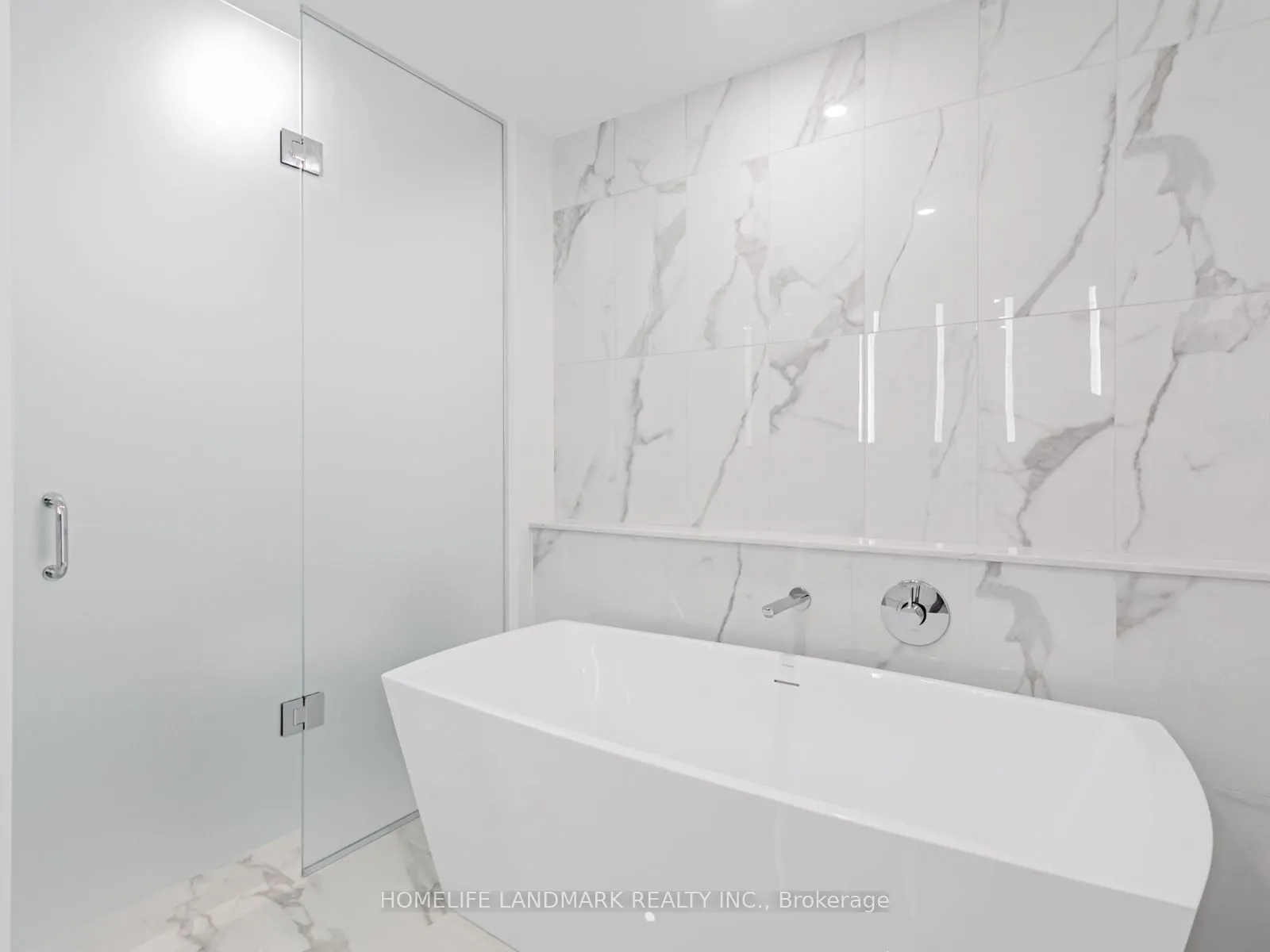 259 The Kingsway, #206